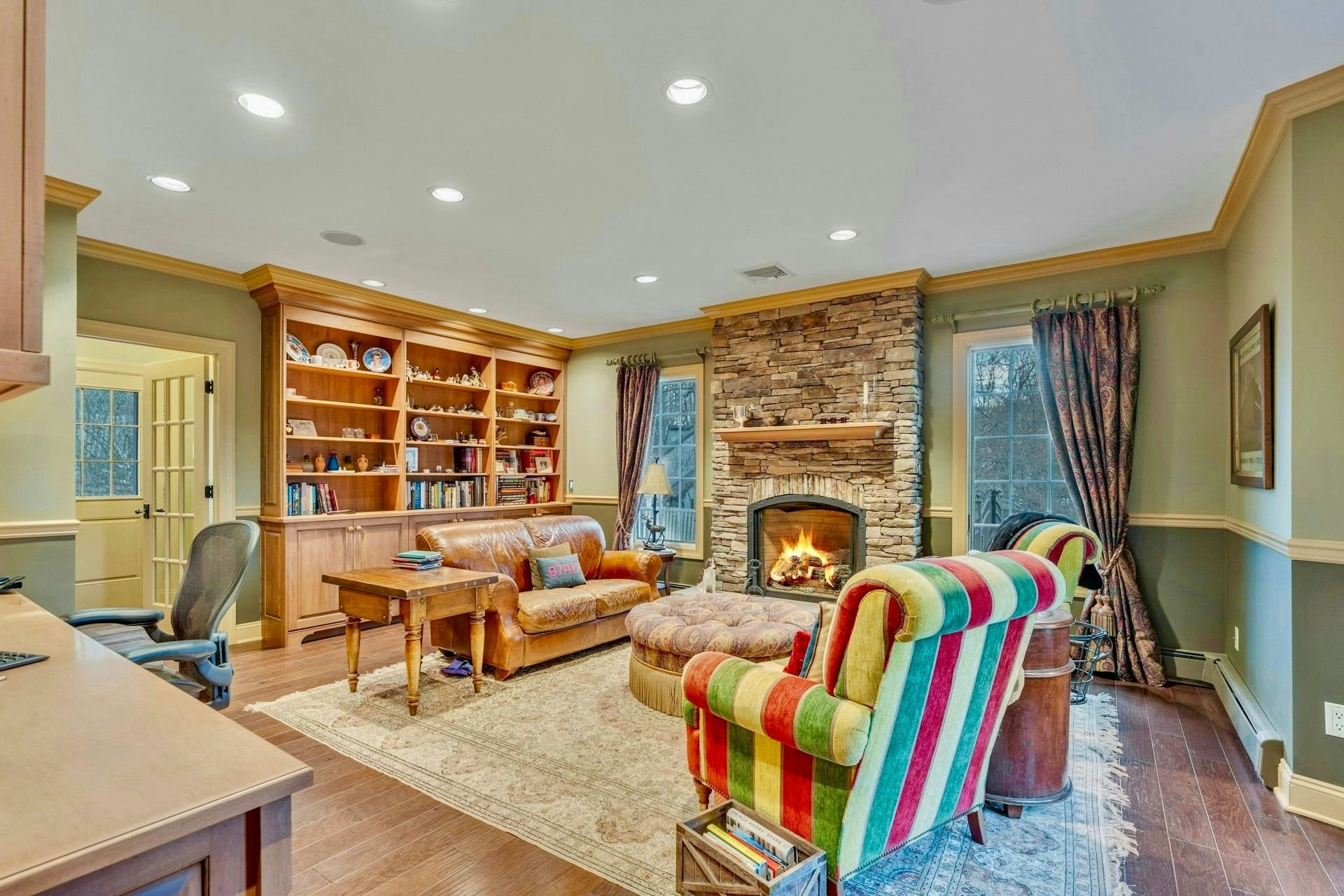 717 Ashmont Rd 
