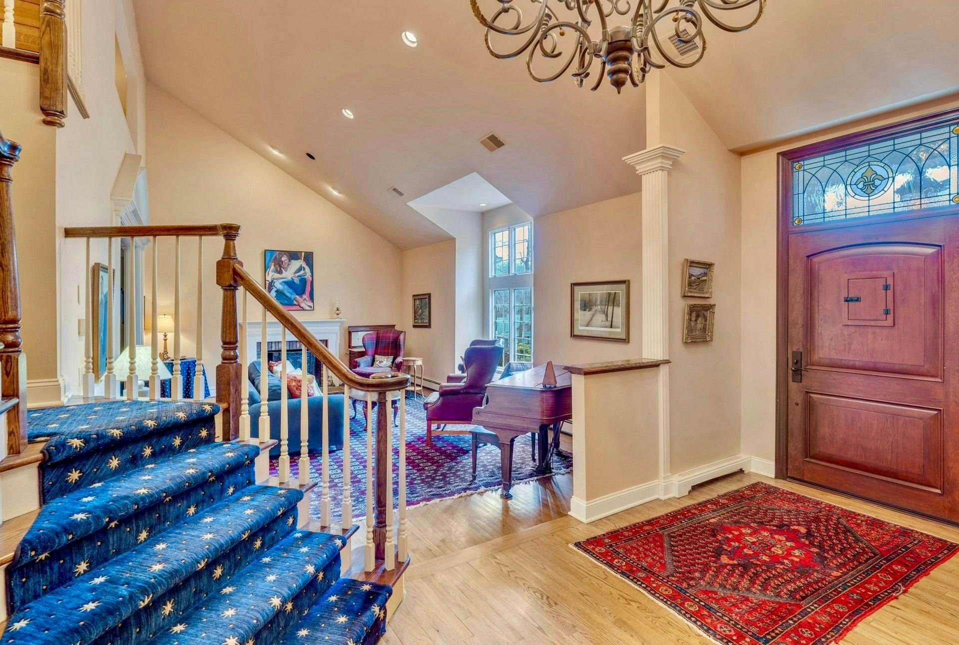 717 Ashmont Rd 
