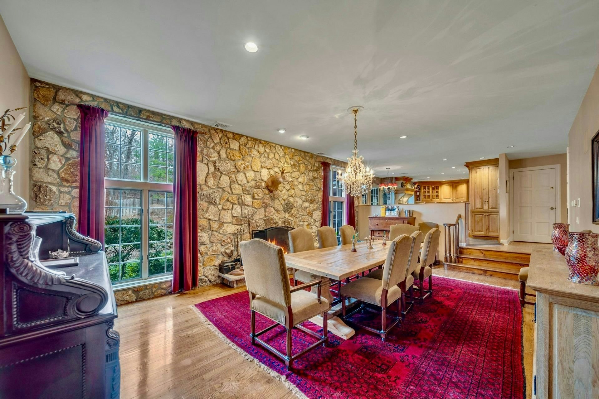 717 Ashmont Rd 