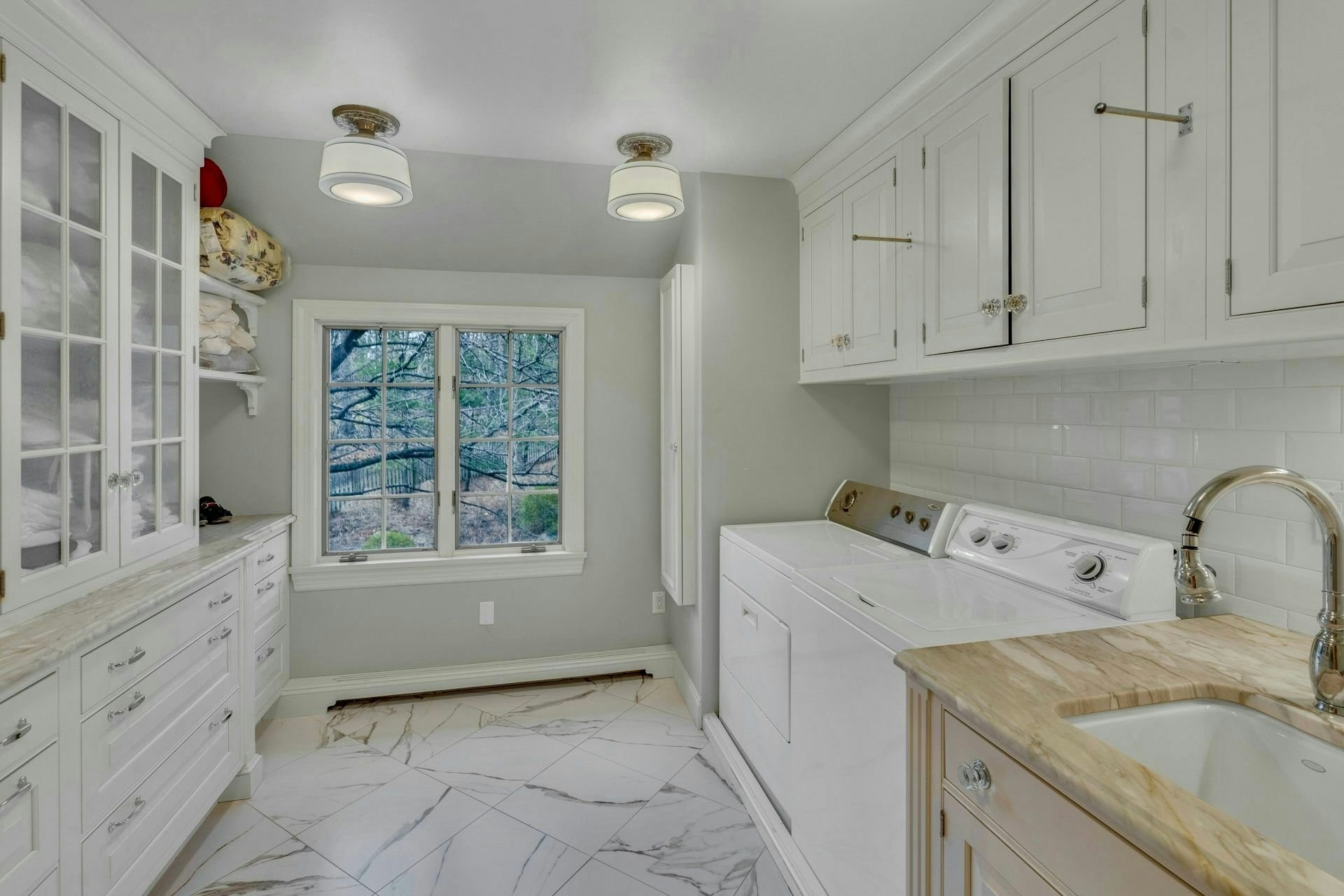 717 Ashmont Rd 