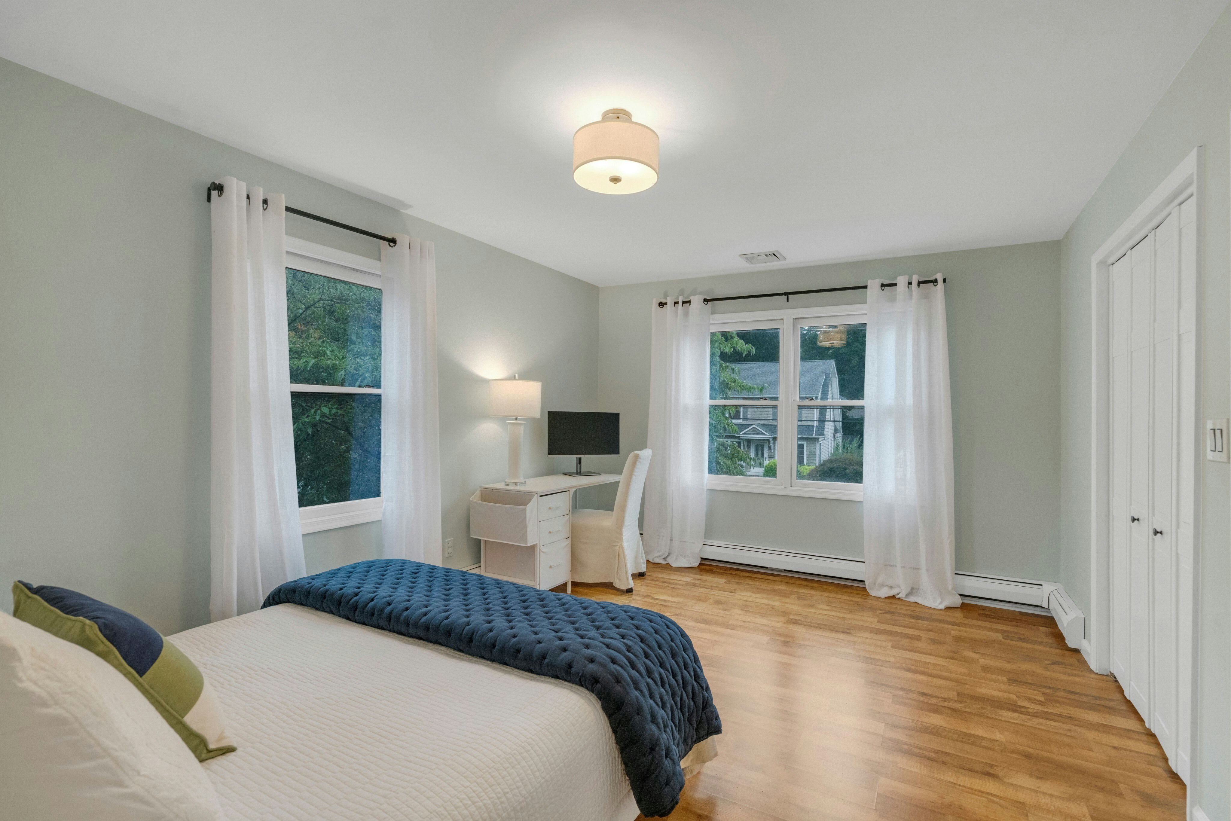 39 Pershing Place 