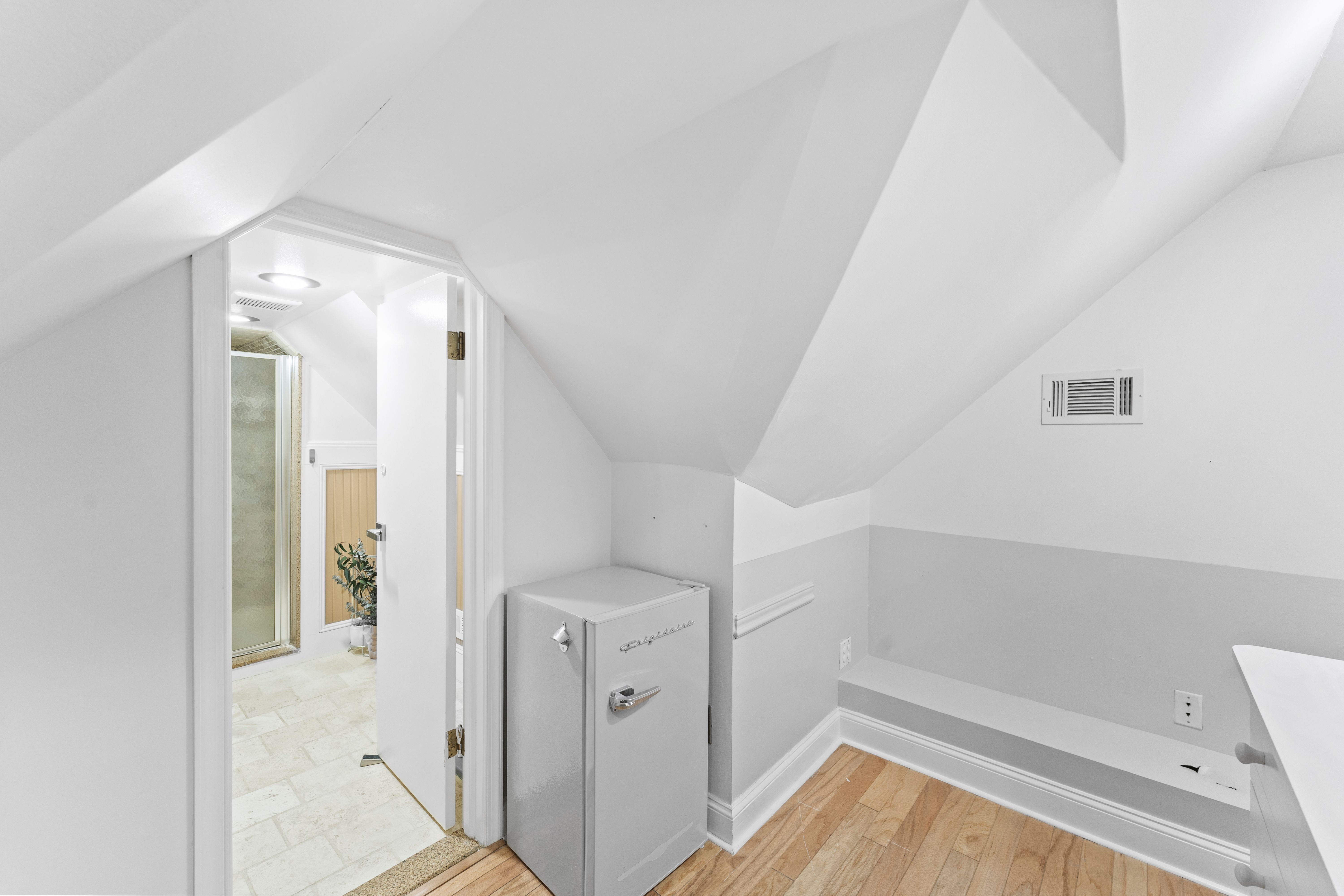 2480 Dorchester Road 