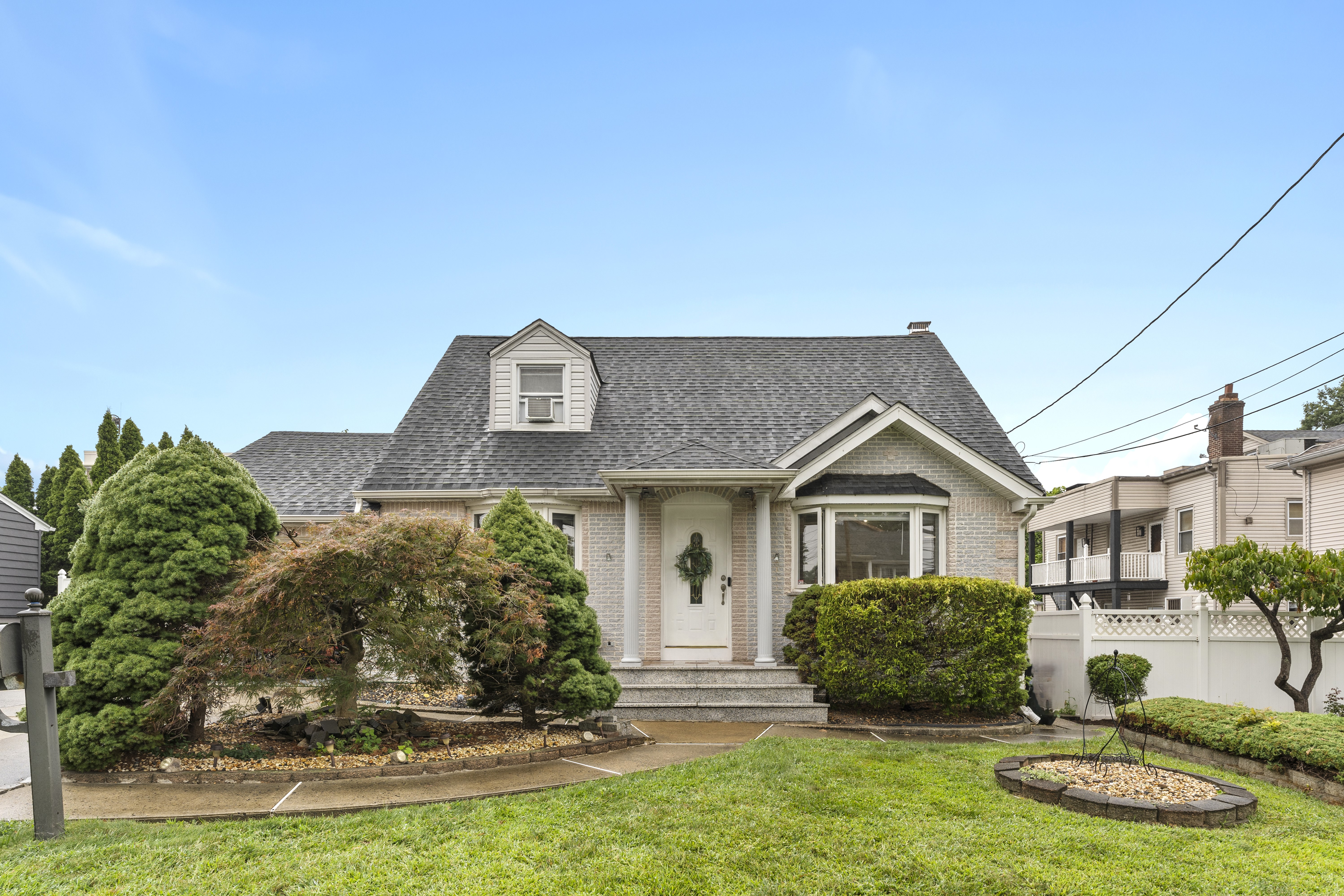 2480 Dorchester Road 