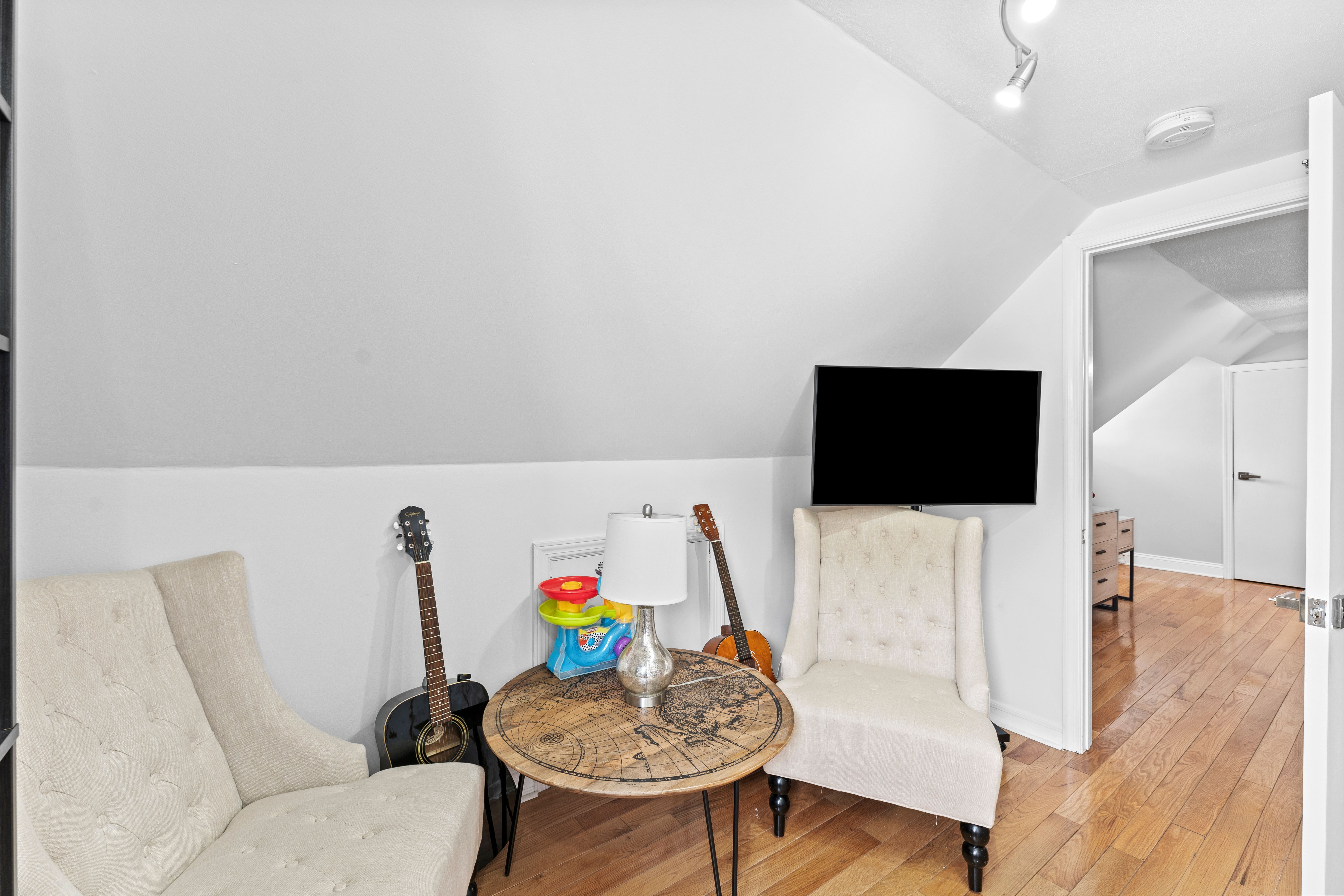 2480 Dorchester Road 