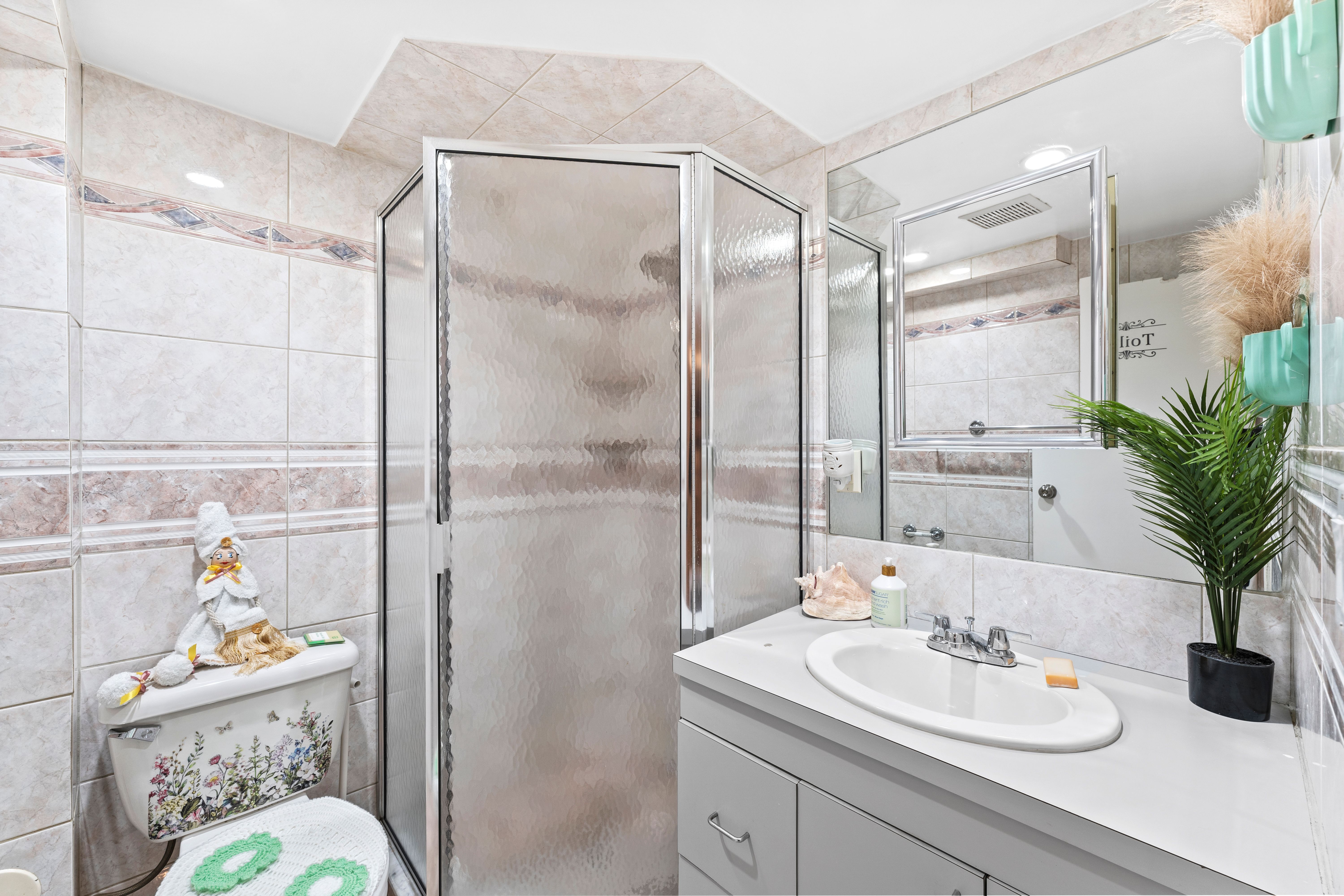 2480 Dorchester Road 