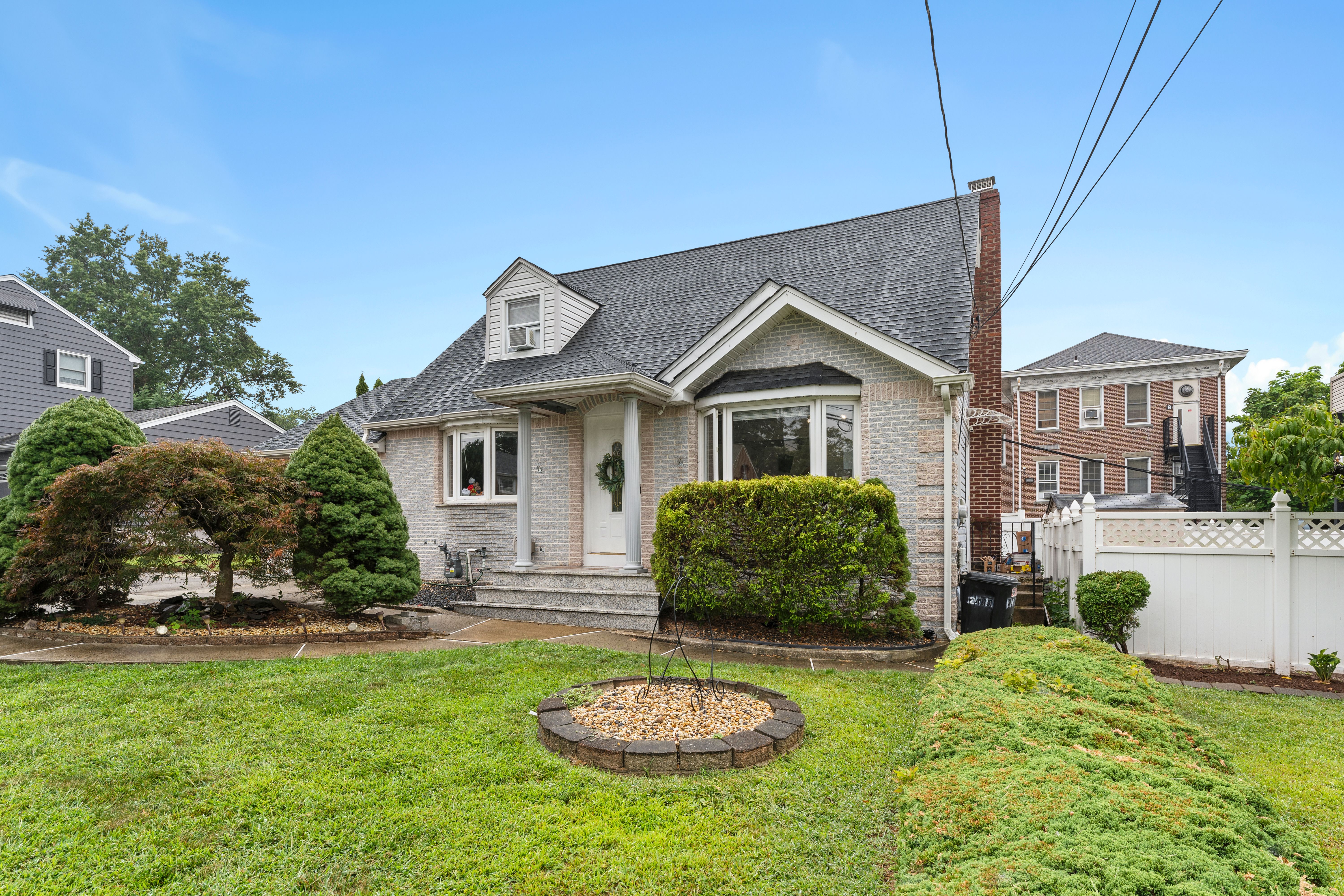 2480 Dorchester Road 