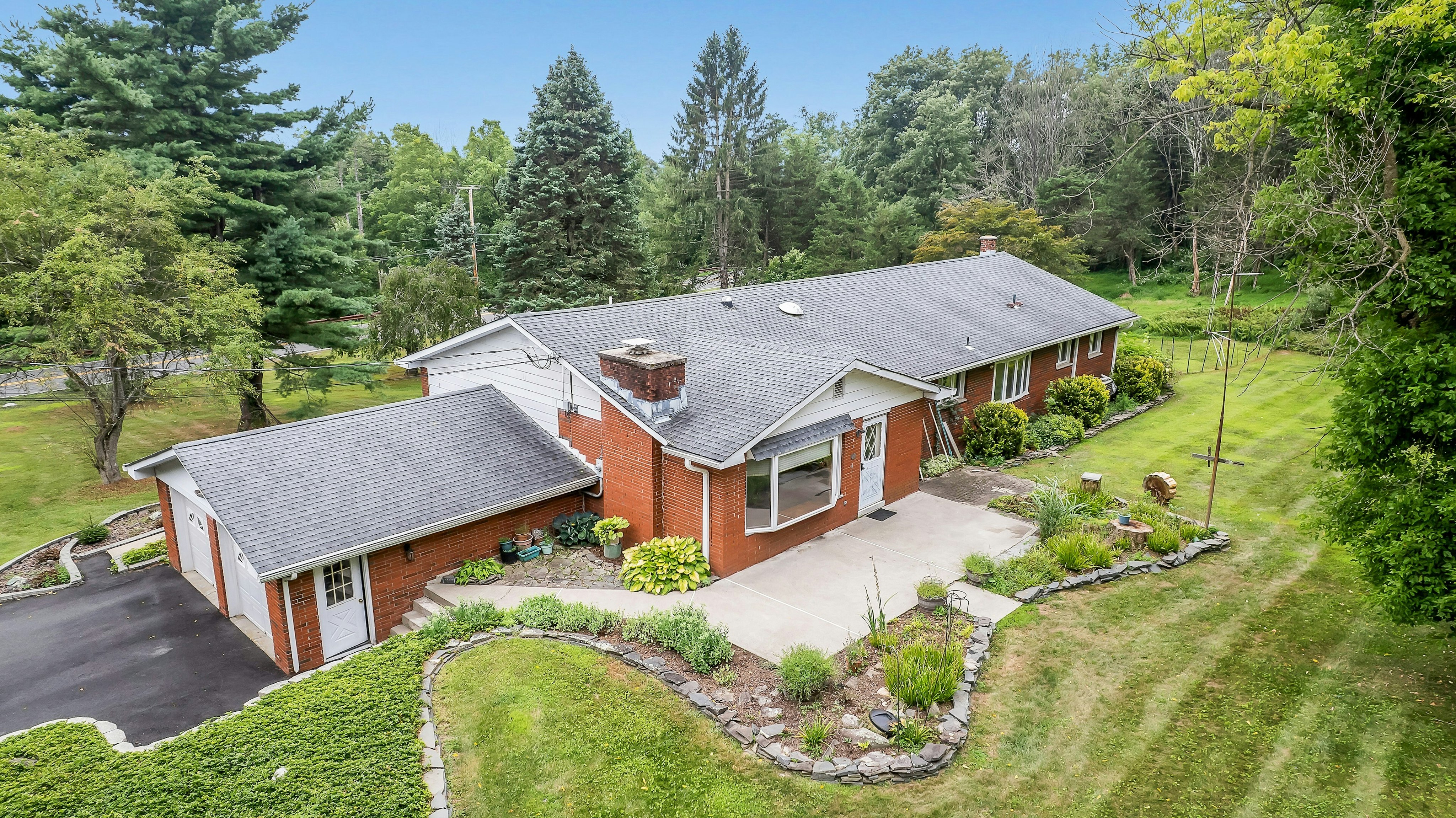 516 Ridge Road 