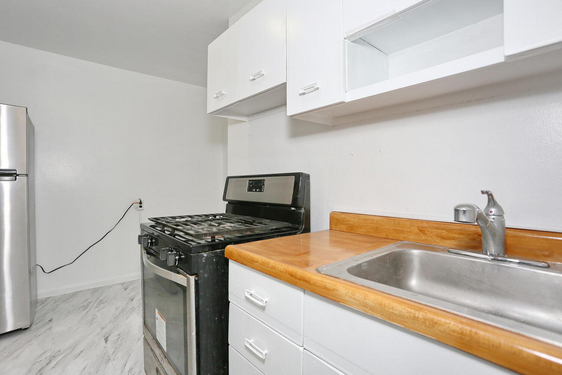 3021 Edwin Avenue #5F 