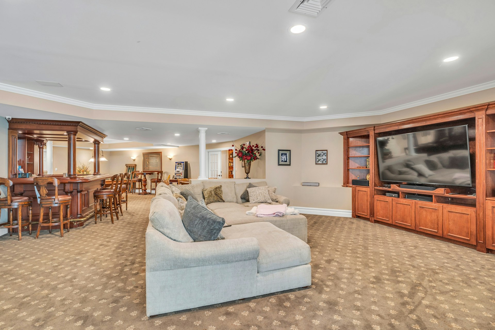 502 Timberline Drive 