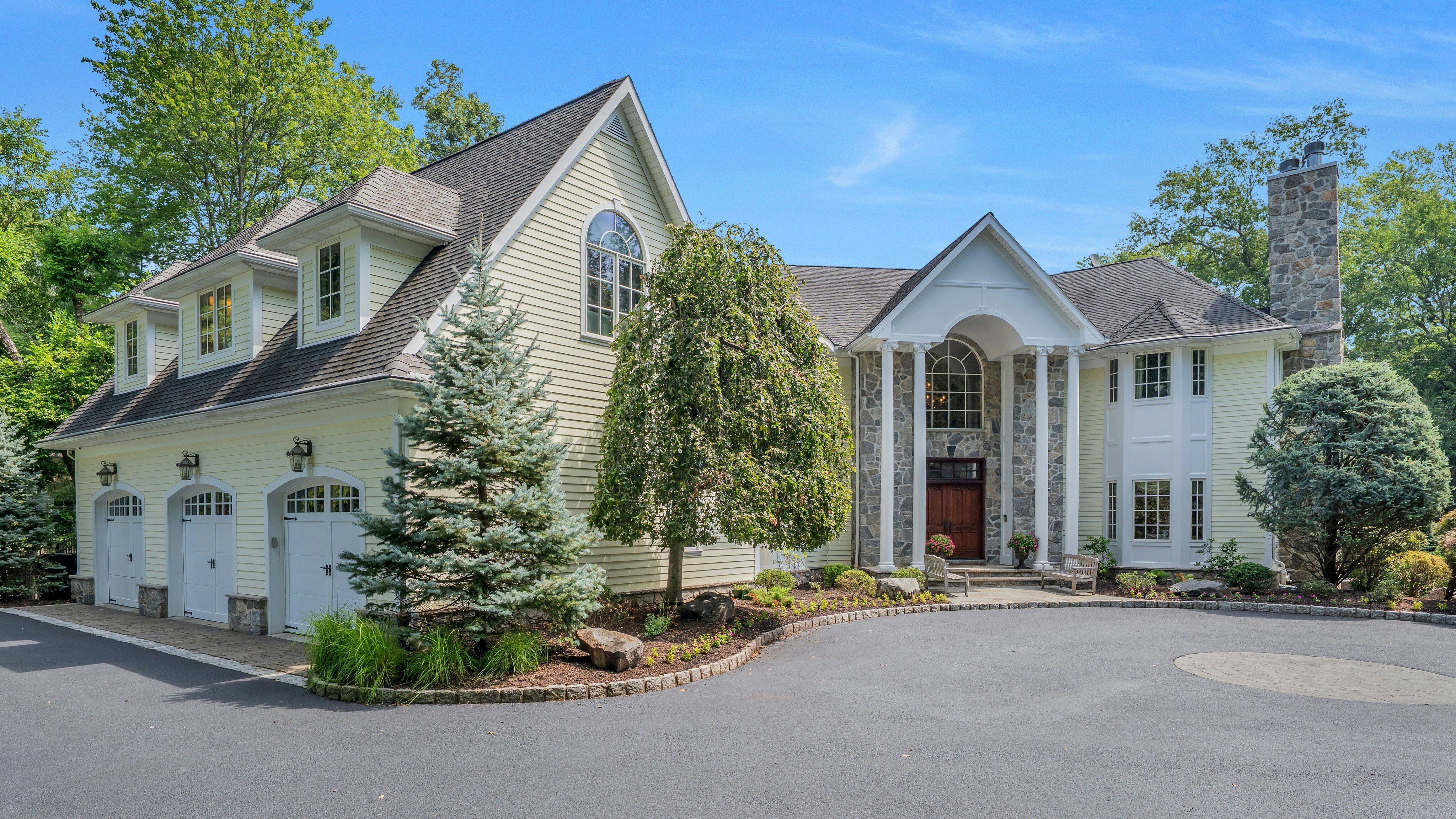 502 Timberline Drive 