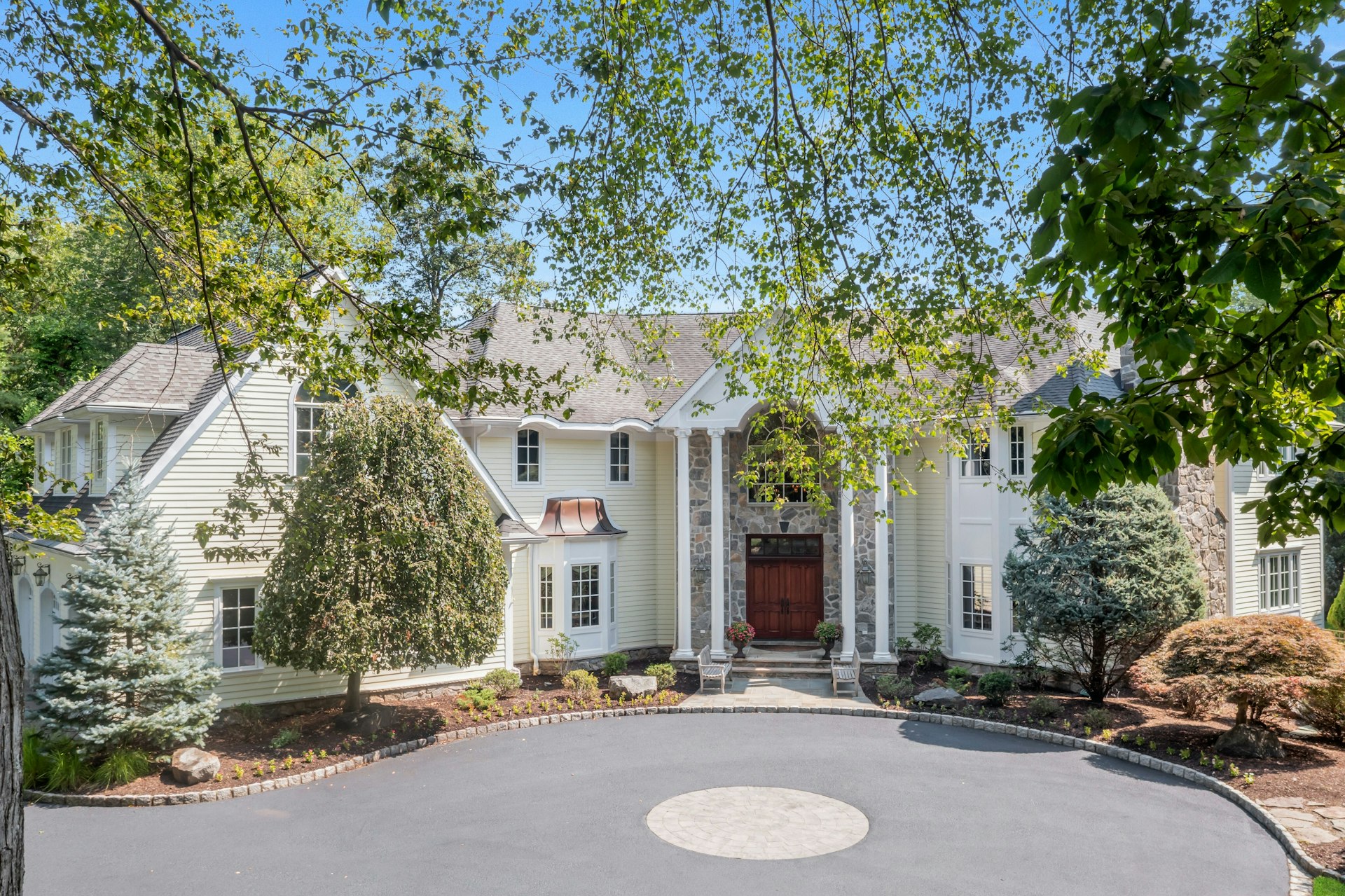 502 Timberline Drive 