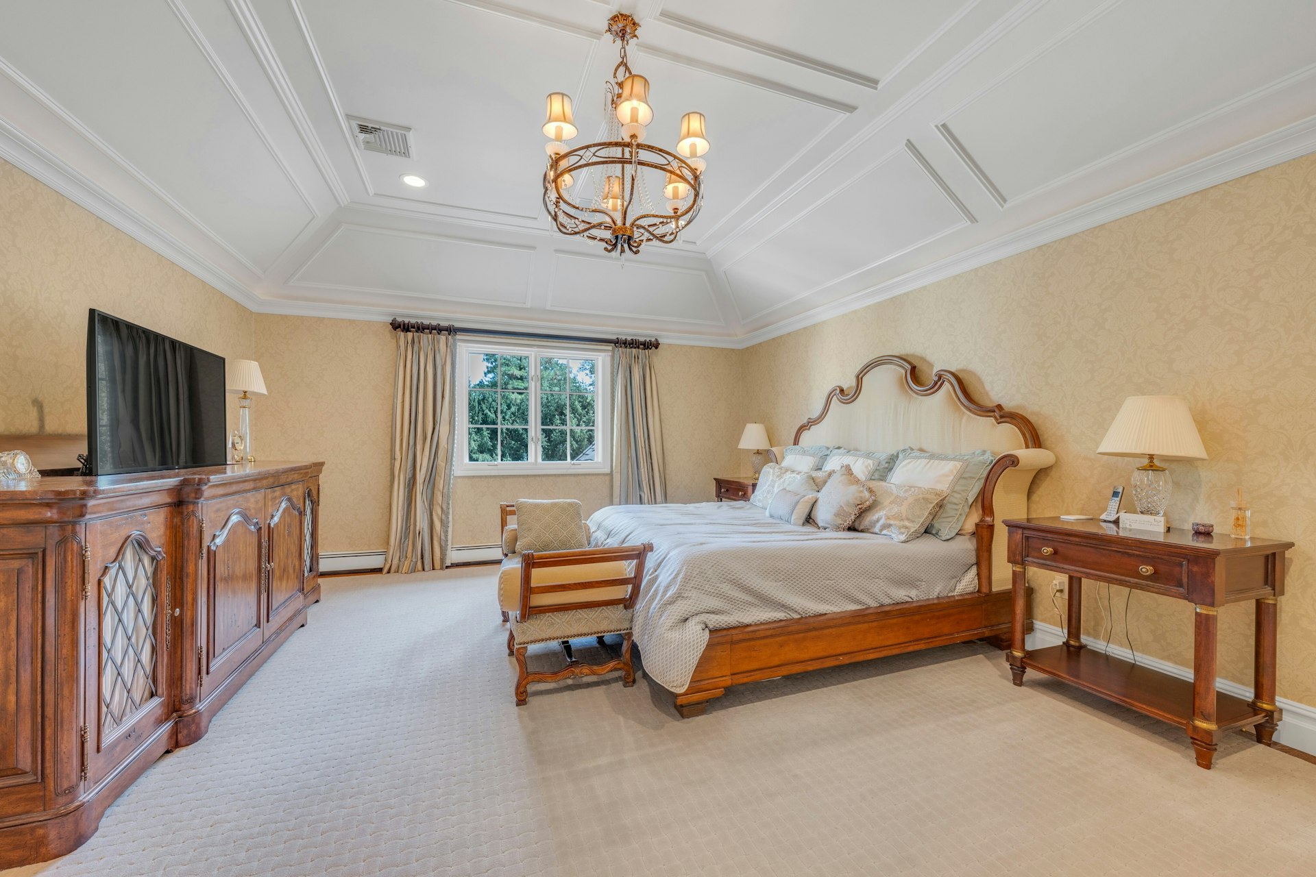 502 Timberline Drive 