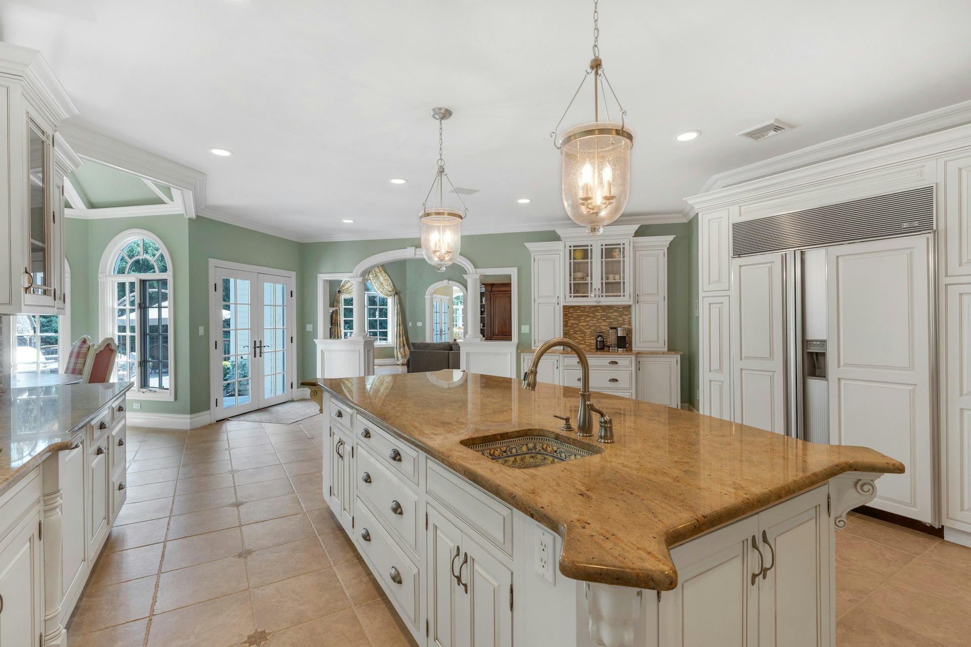 502 Timberline Drive 