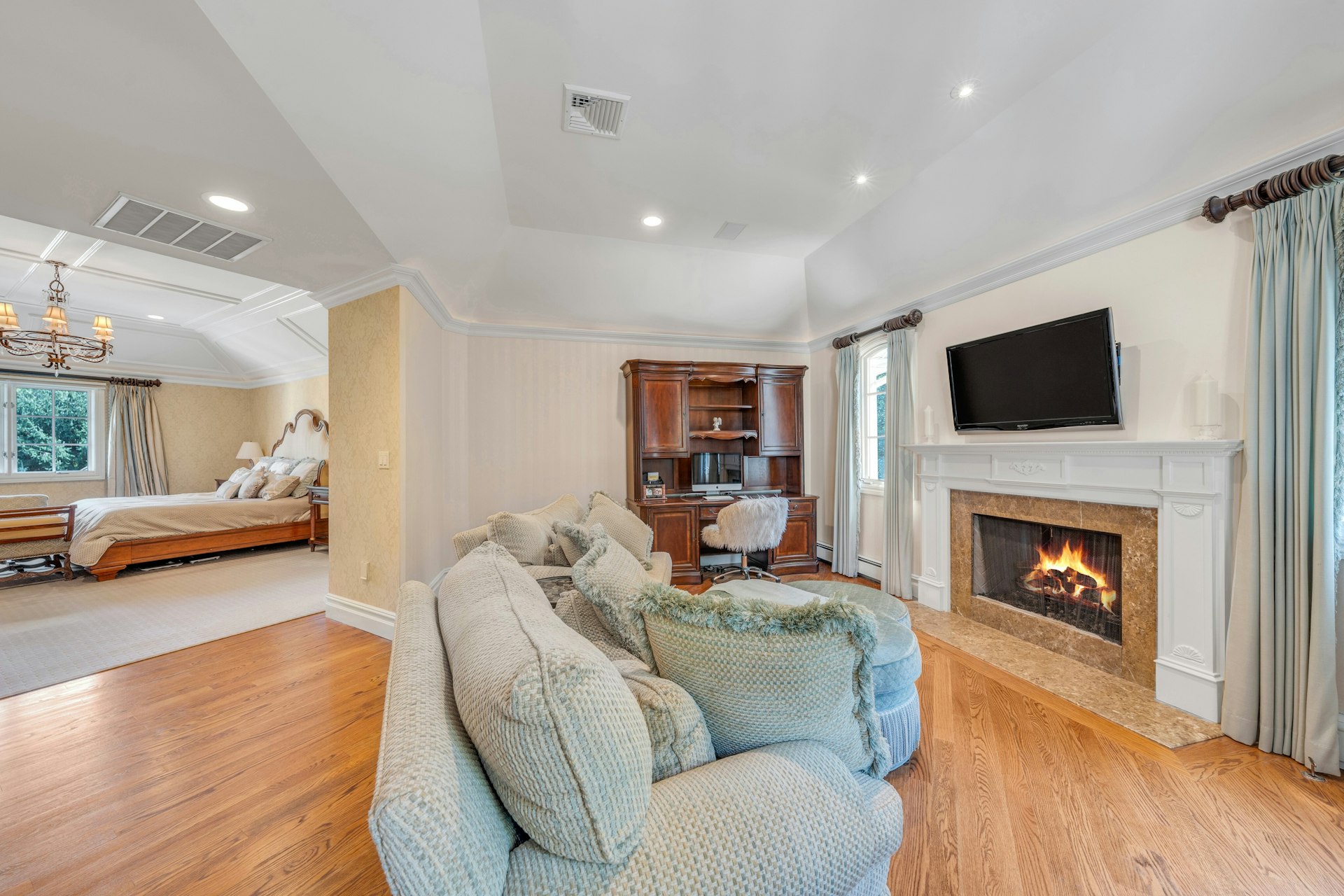 502 Timberline Drive 