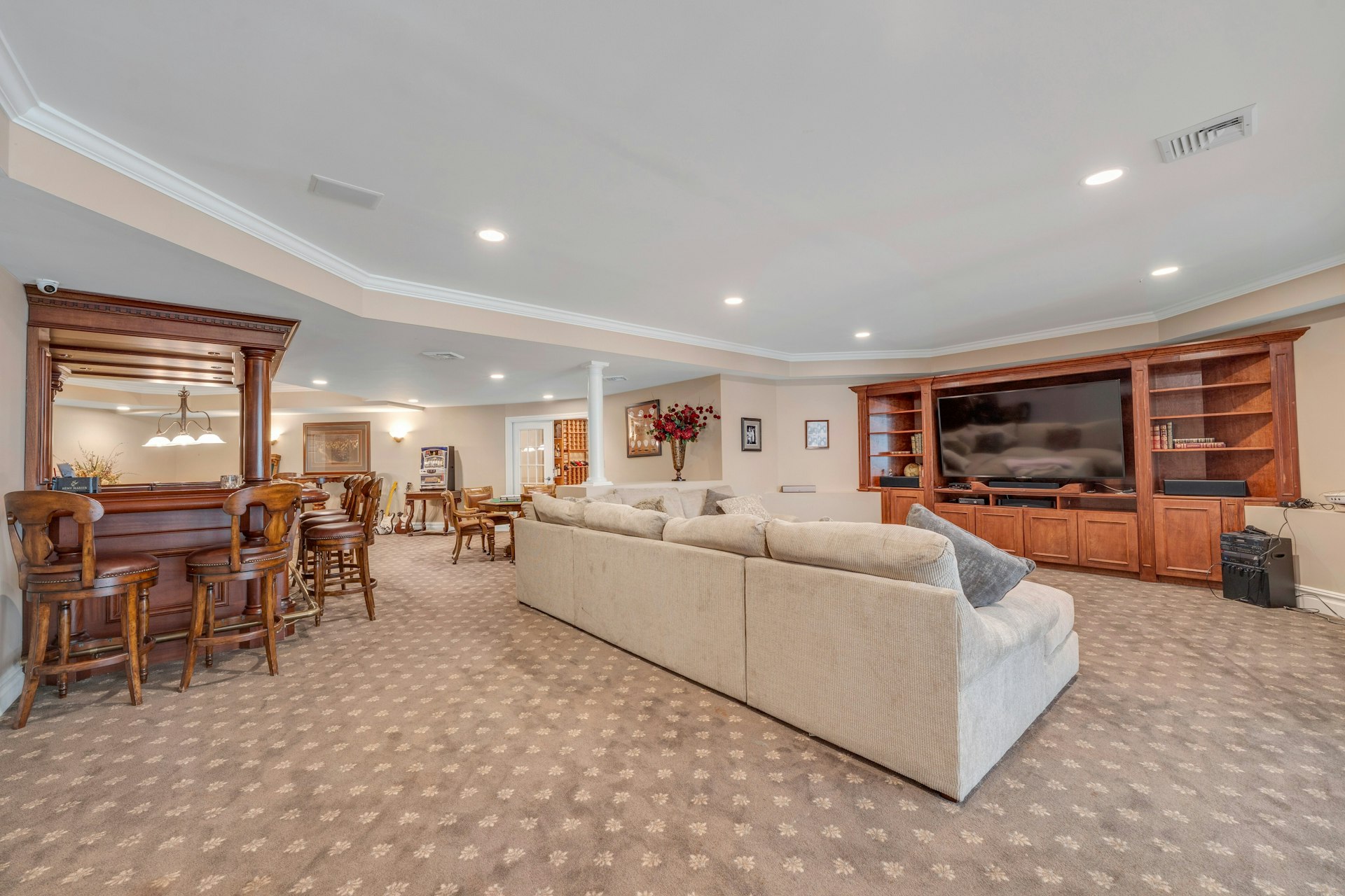 502 Timberline Drive 