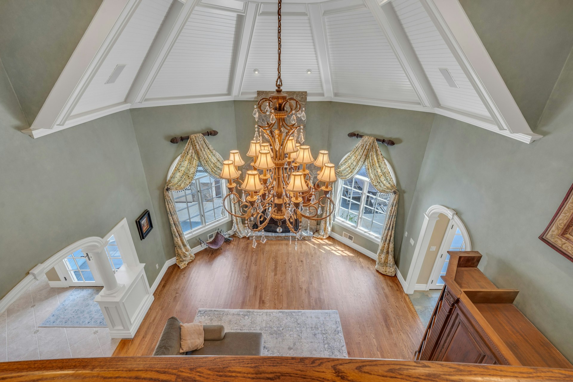 502 Timberline Drive 