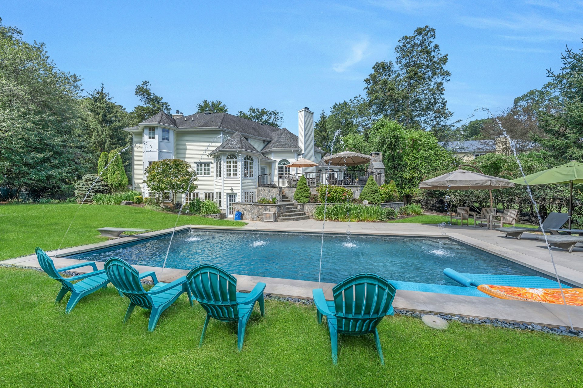 502 Timberline Drive 