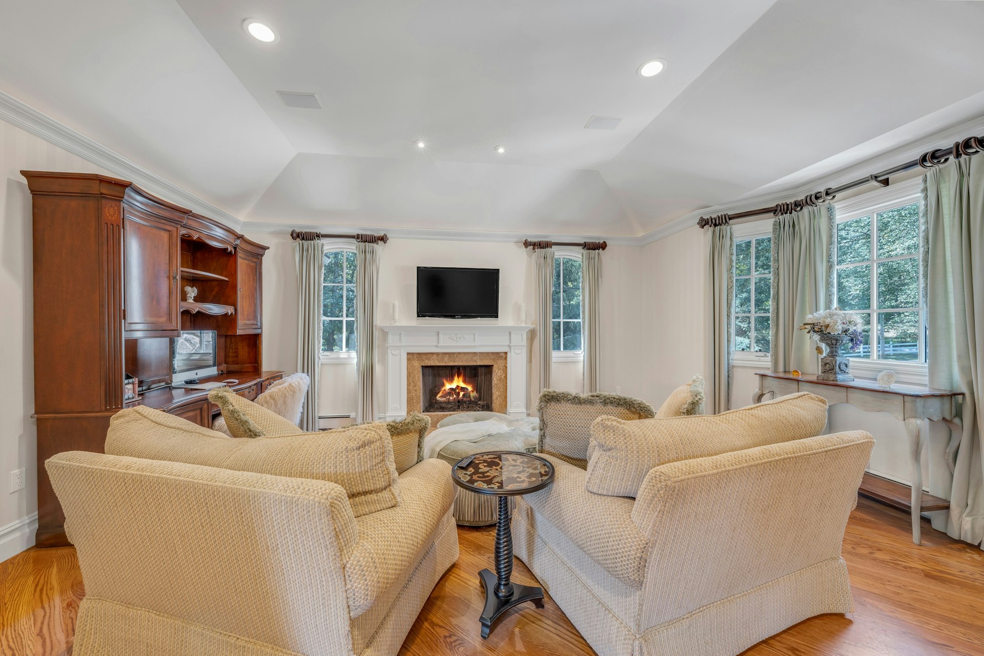 502 Timberline Drive 