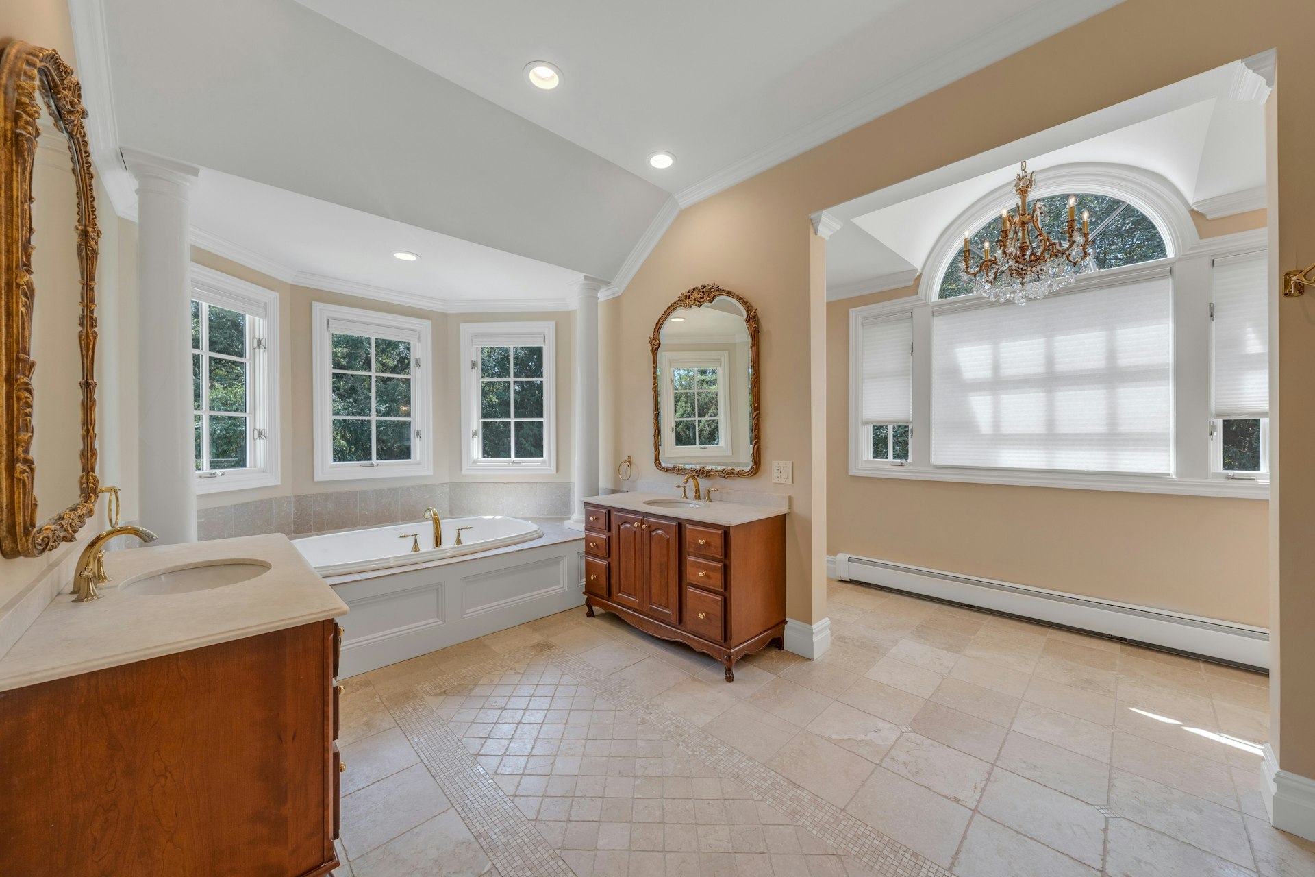 502 Timberline Drive 