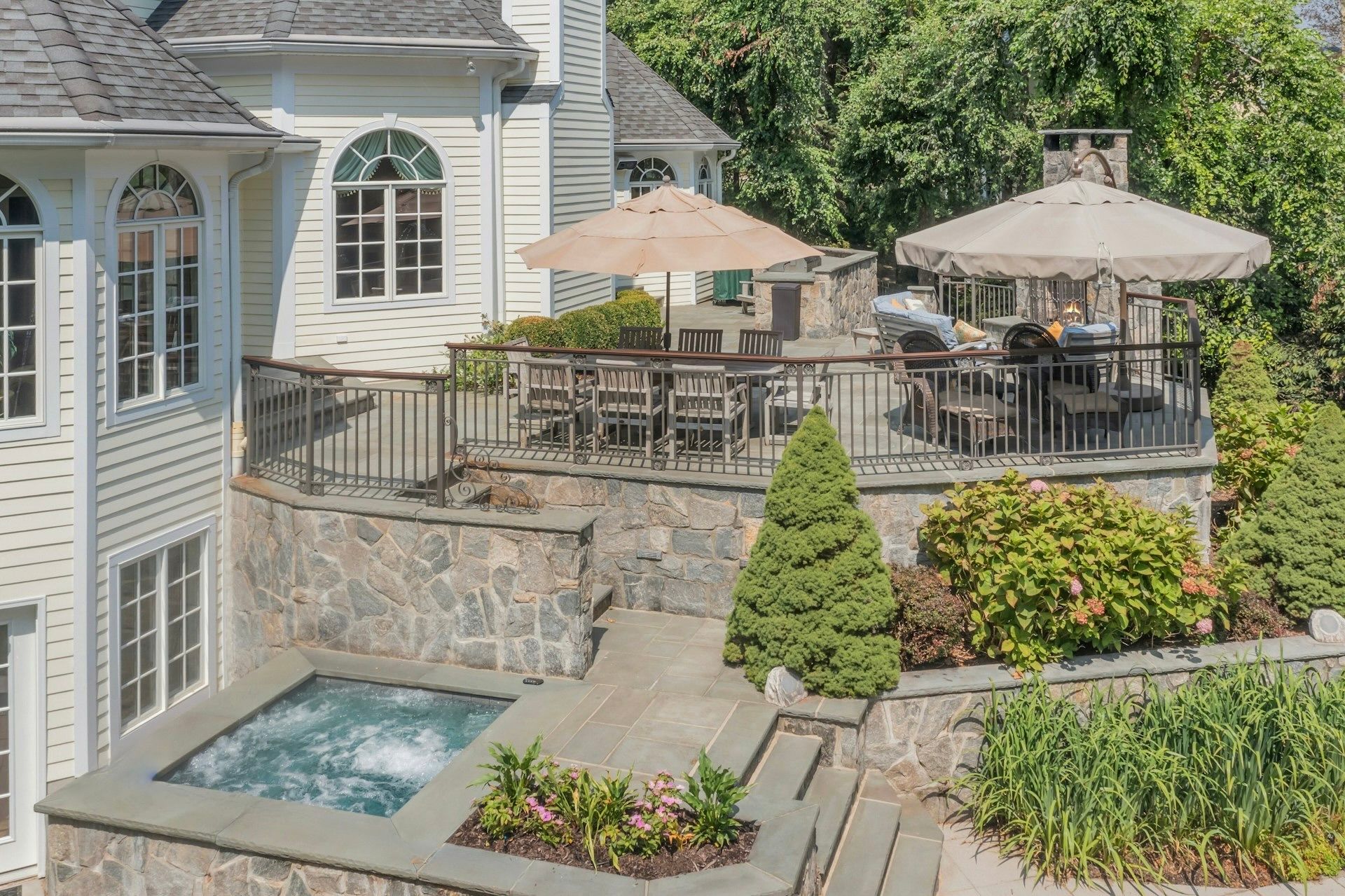 502 Timberline Drive 