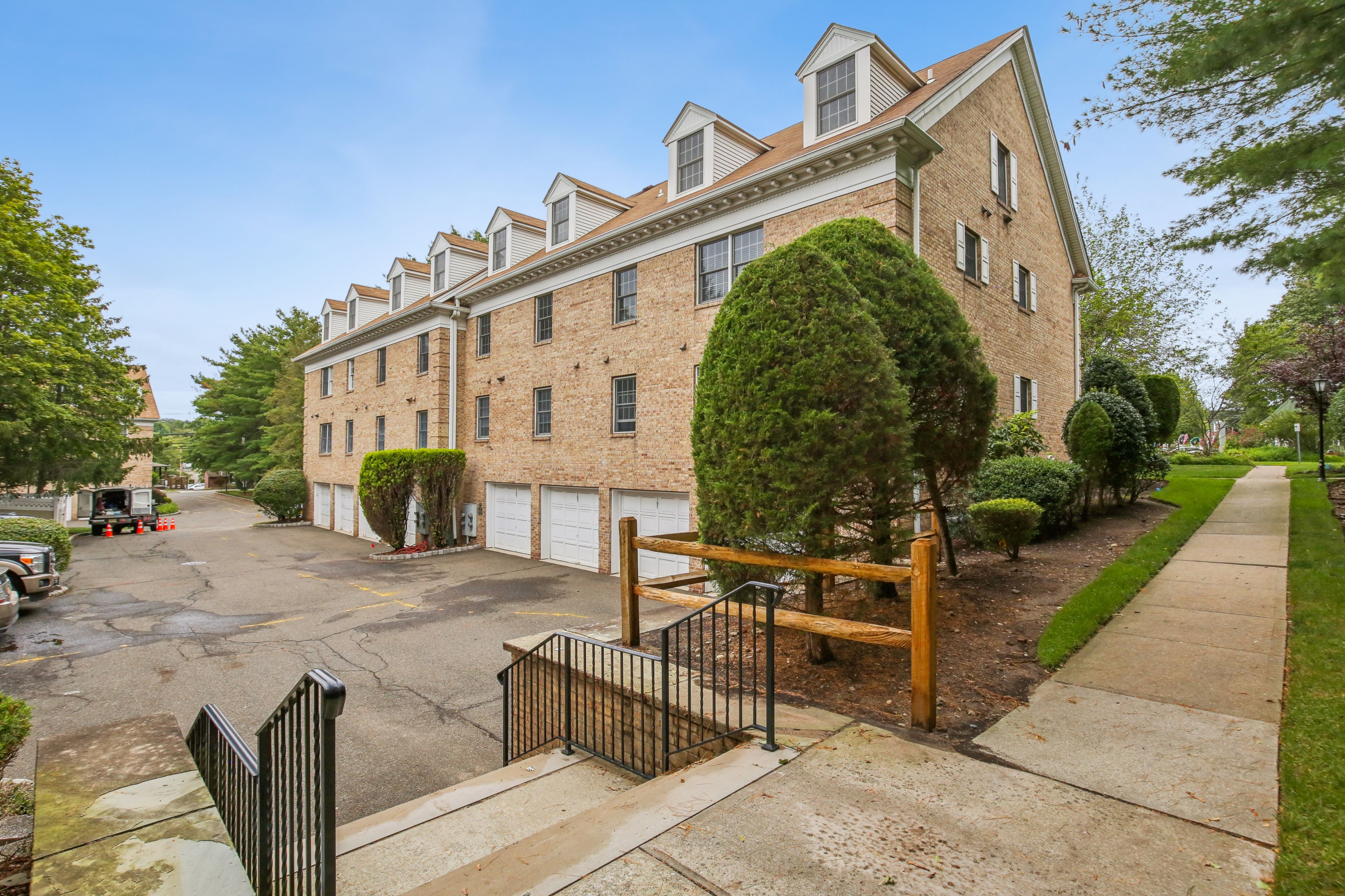 105B South Maple Avenue 