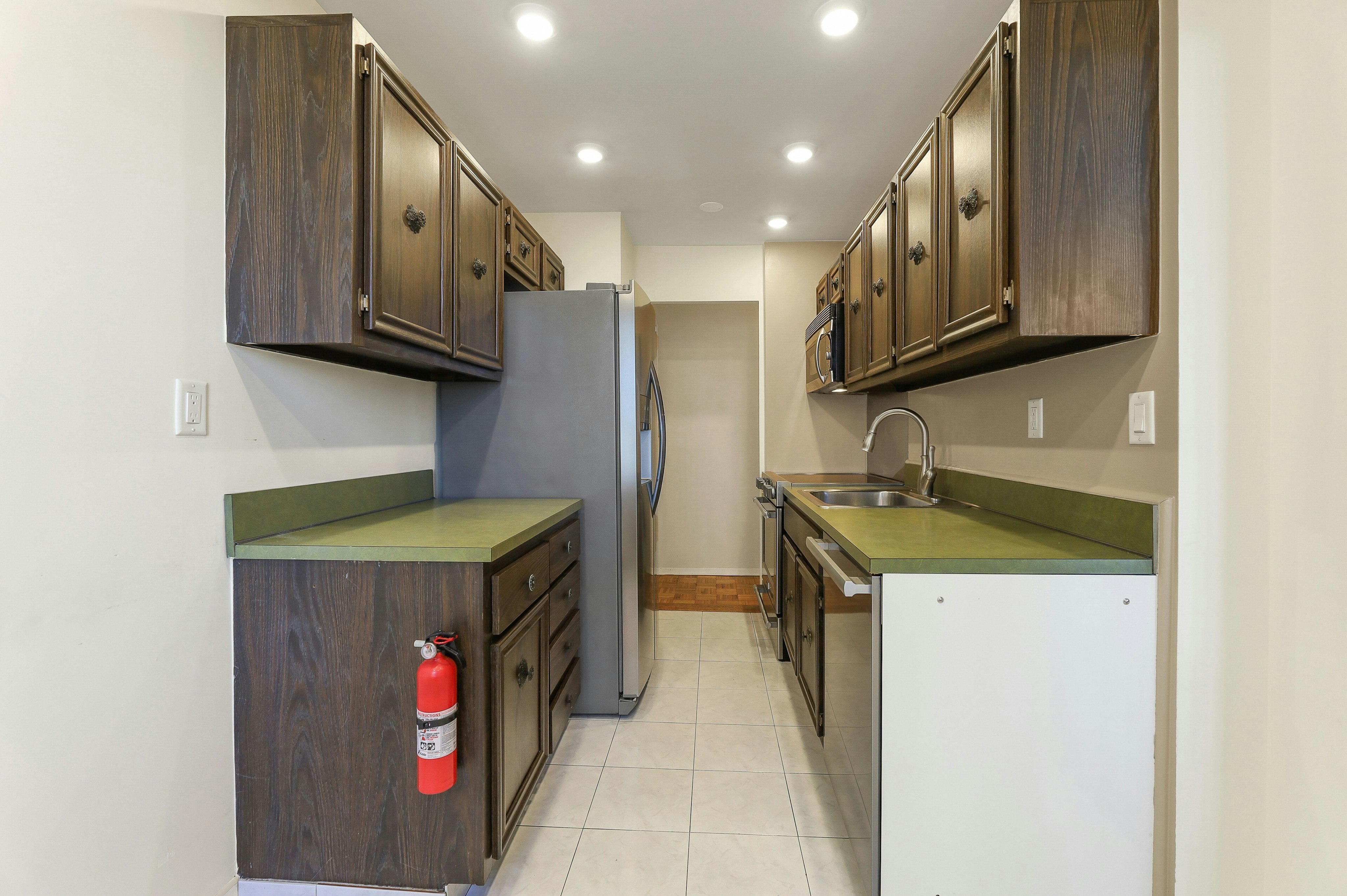 200 Winston Drive Unit 421