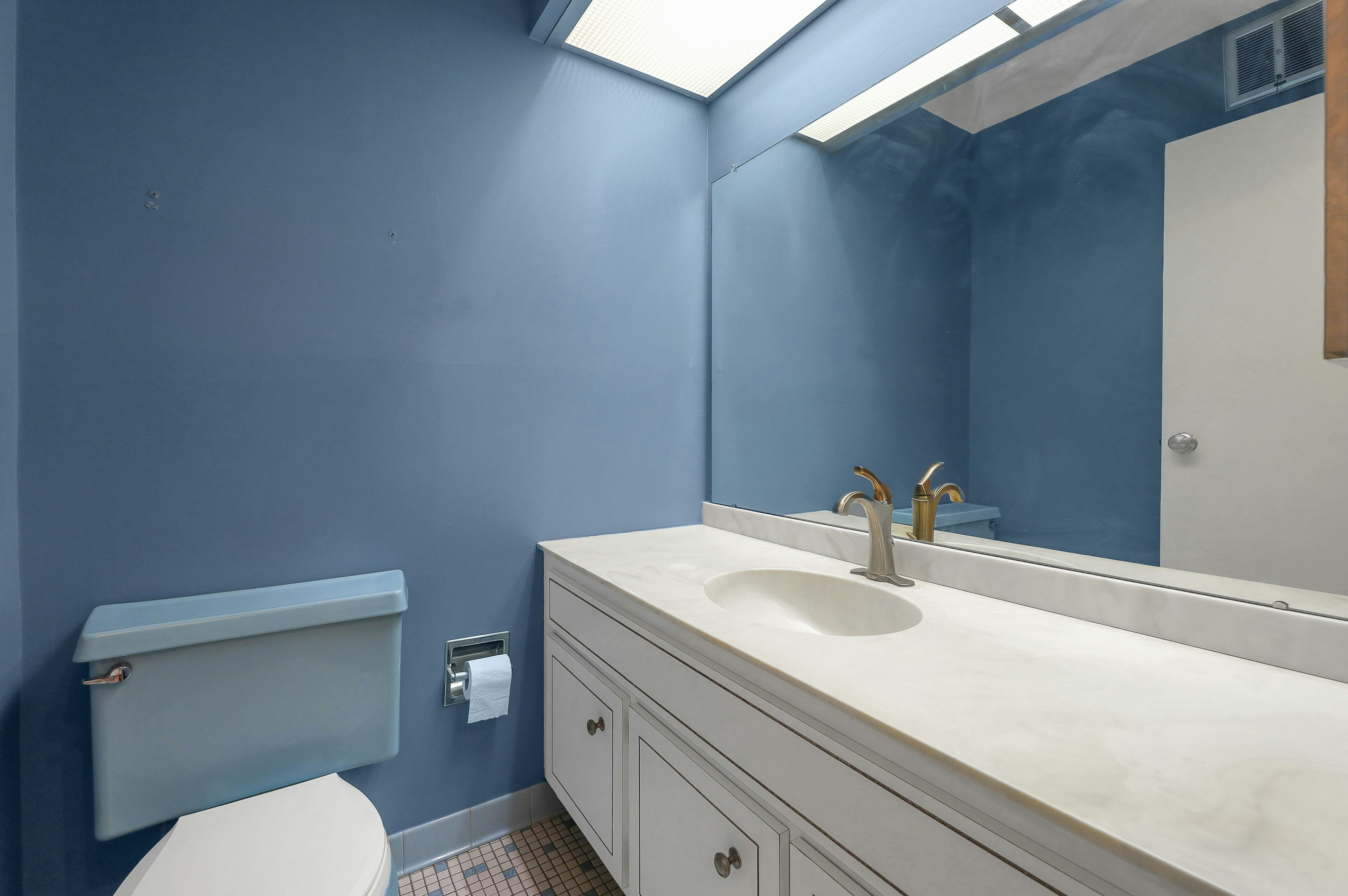 200 Winston Drive Unit 421