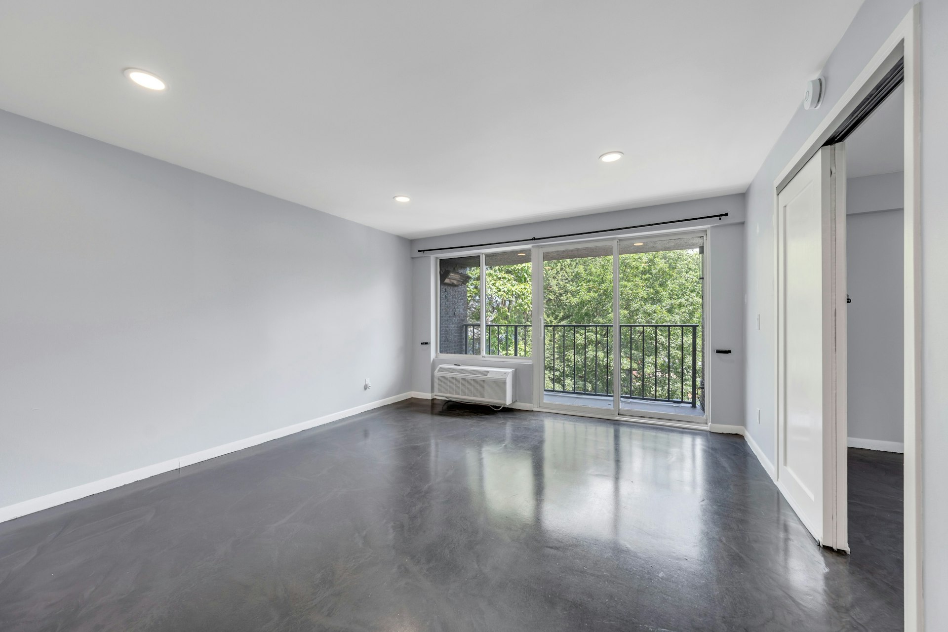 55 Clinton Unit# 308