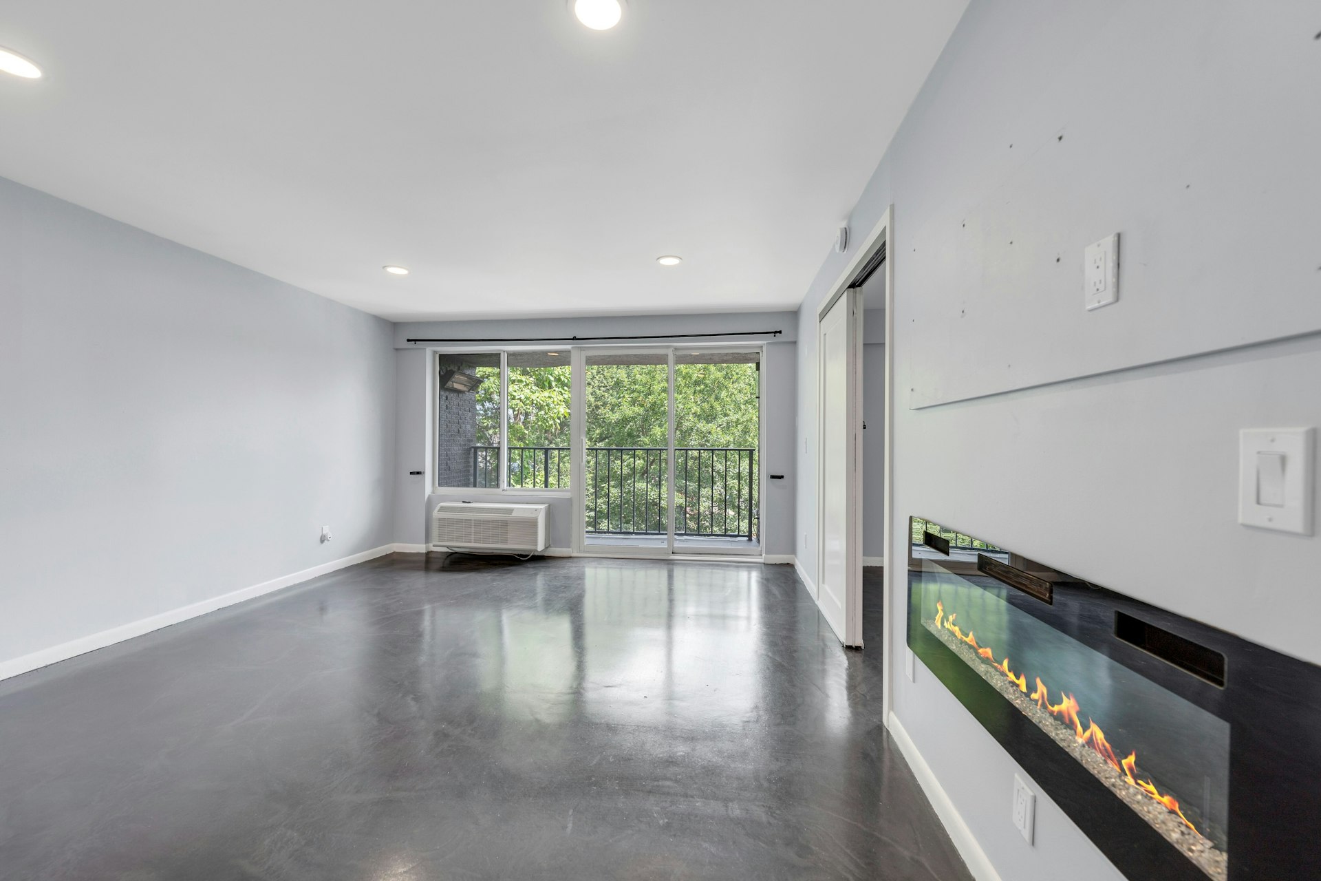 55 Clinton Unit# 308