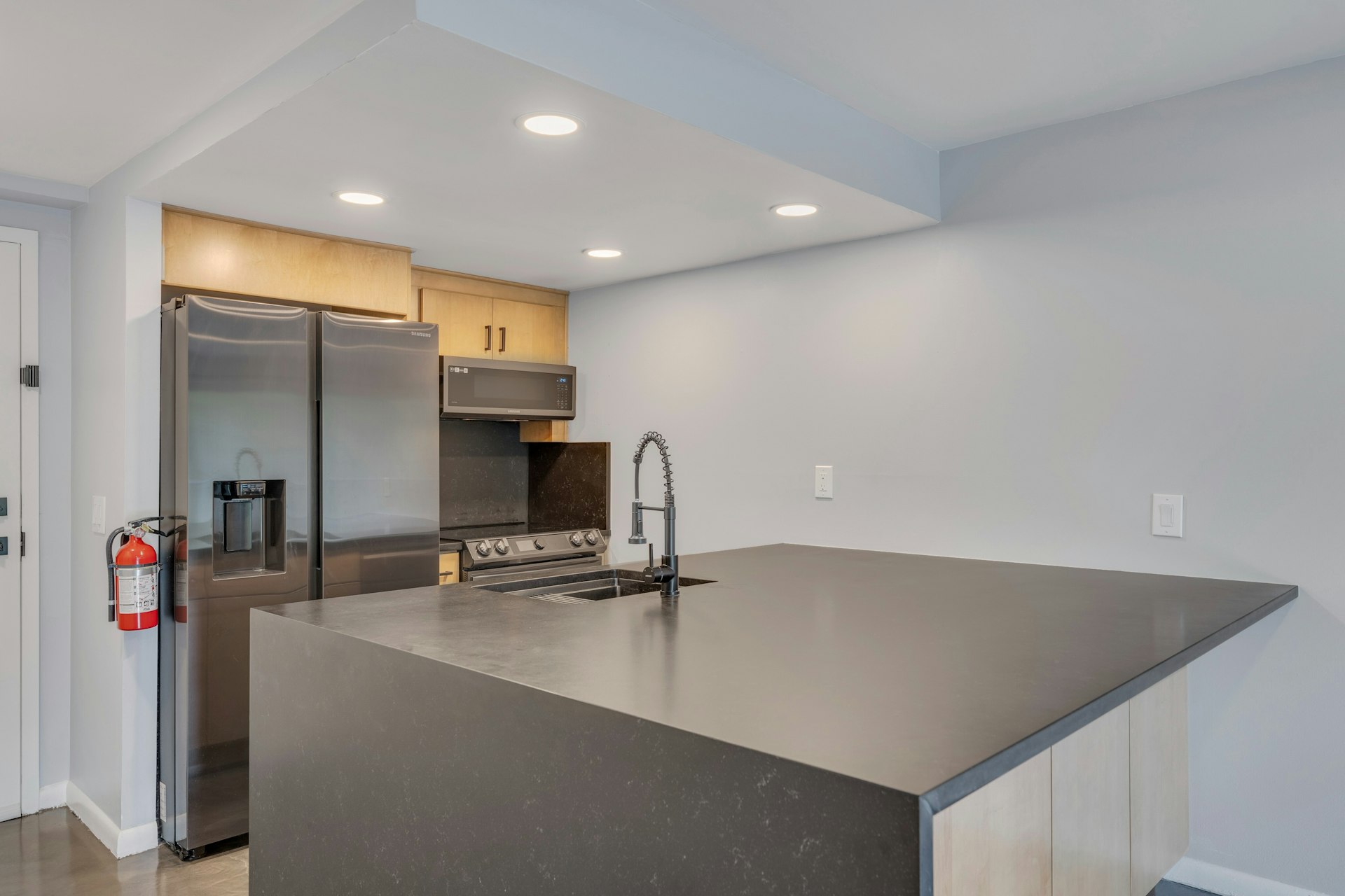 55 Clinton Unit# 308