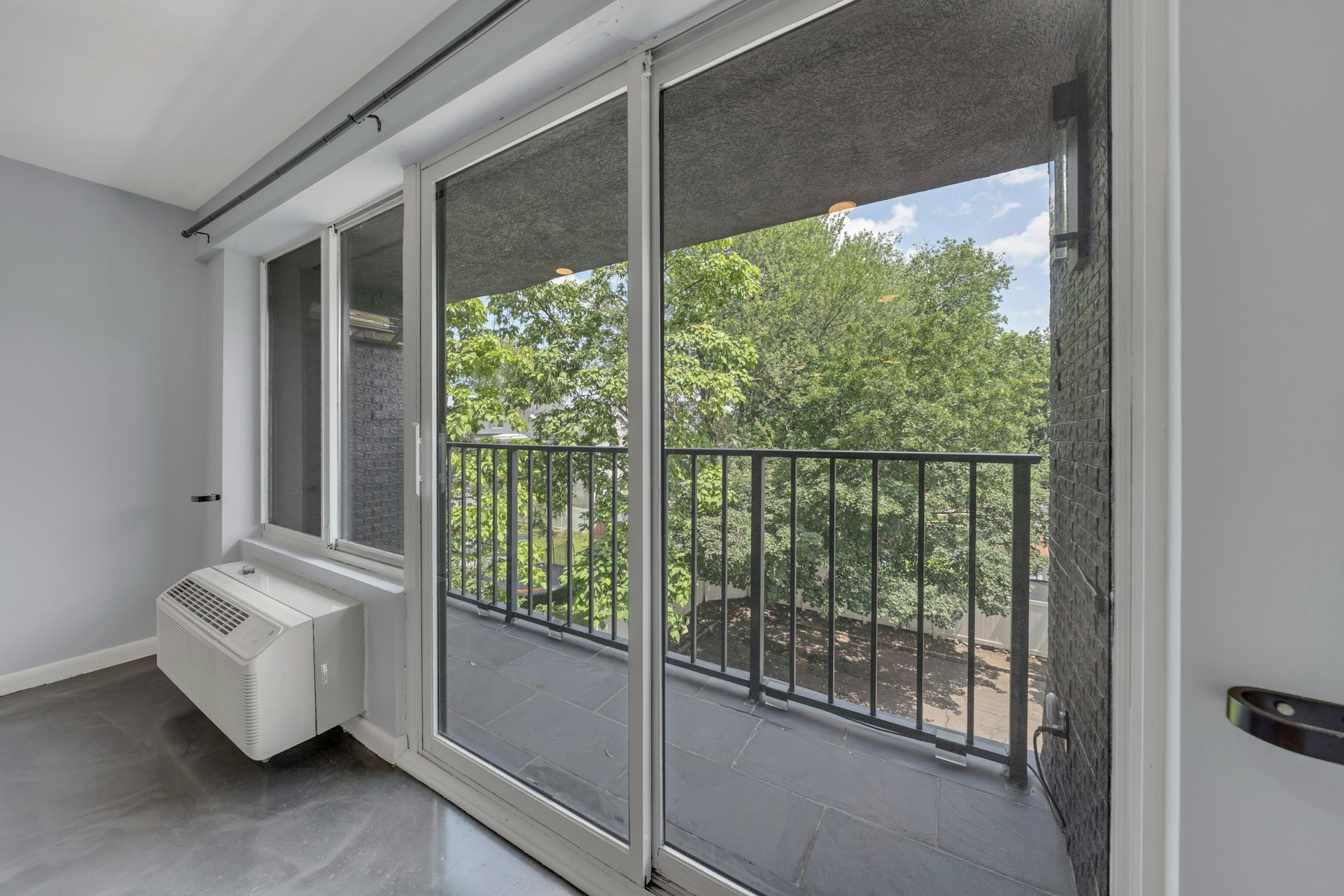 55 Clinton Unit# 308