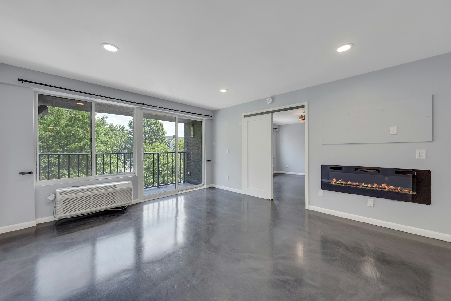 55 Clinton Unit# 308