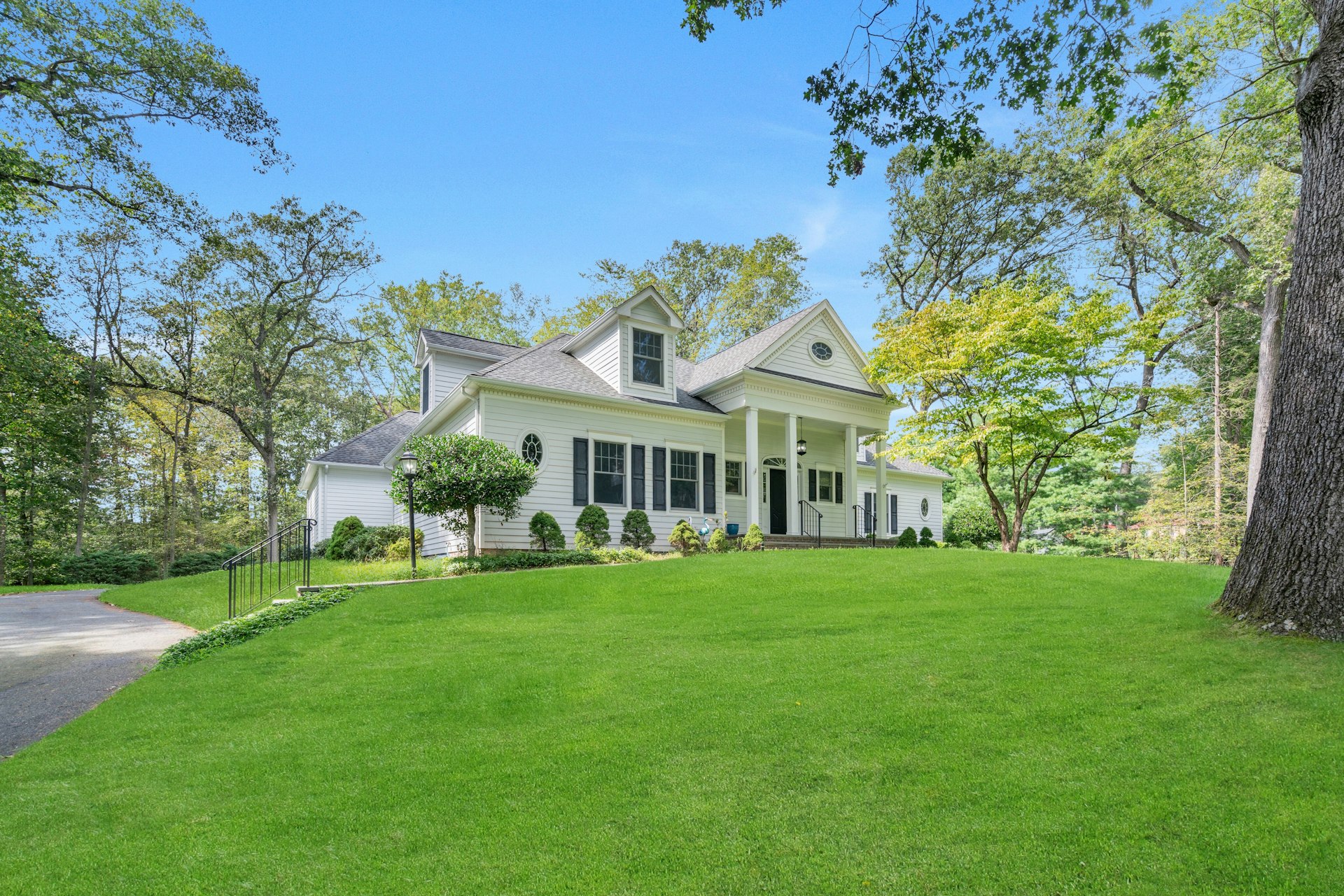 83 Chestnut Ridge Road