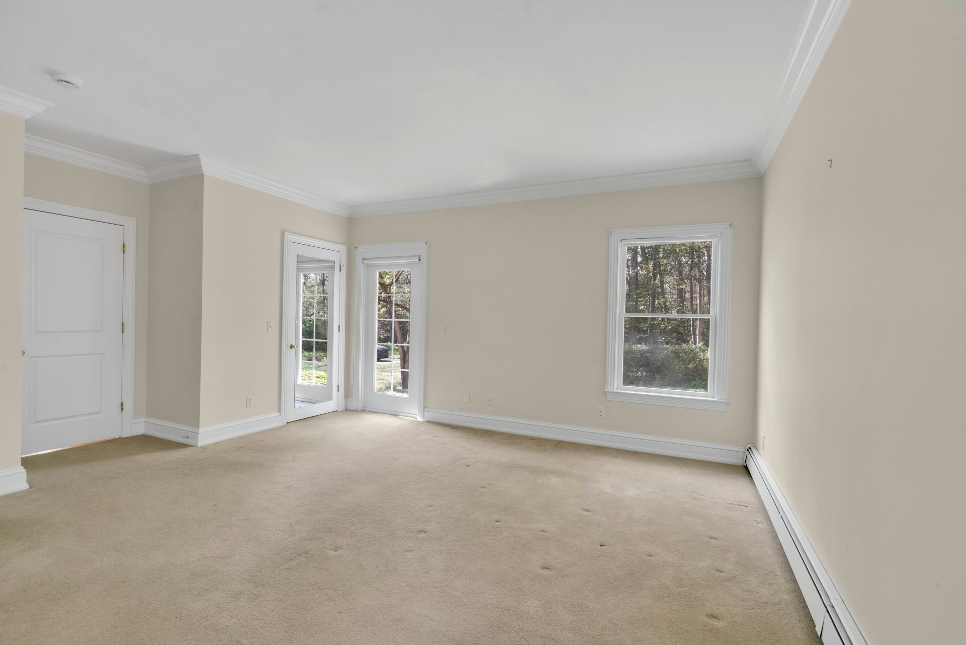 83 Chestnut Ridge Road