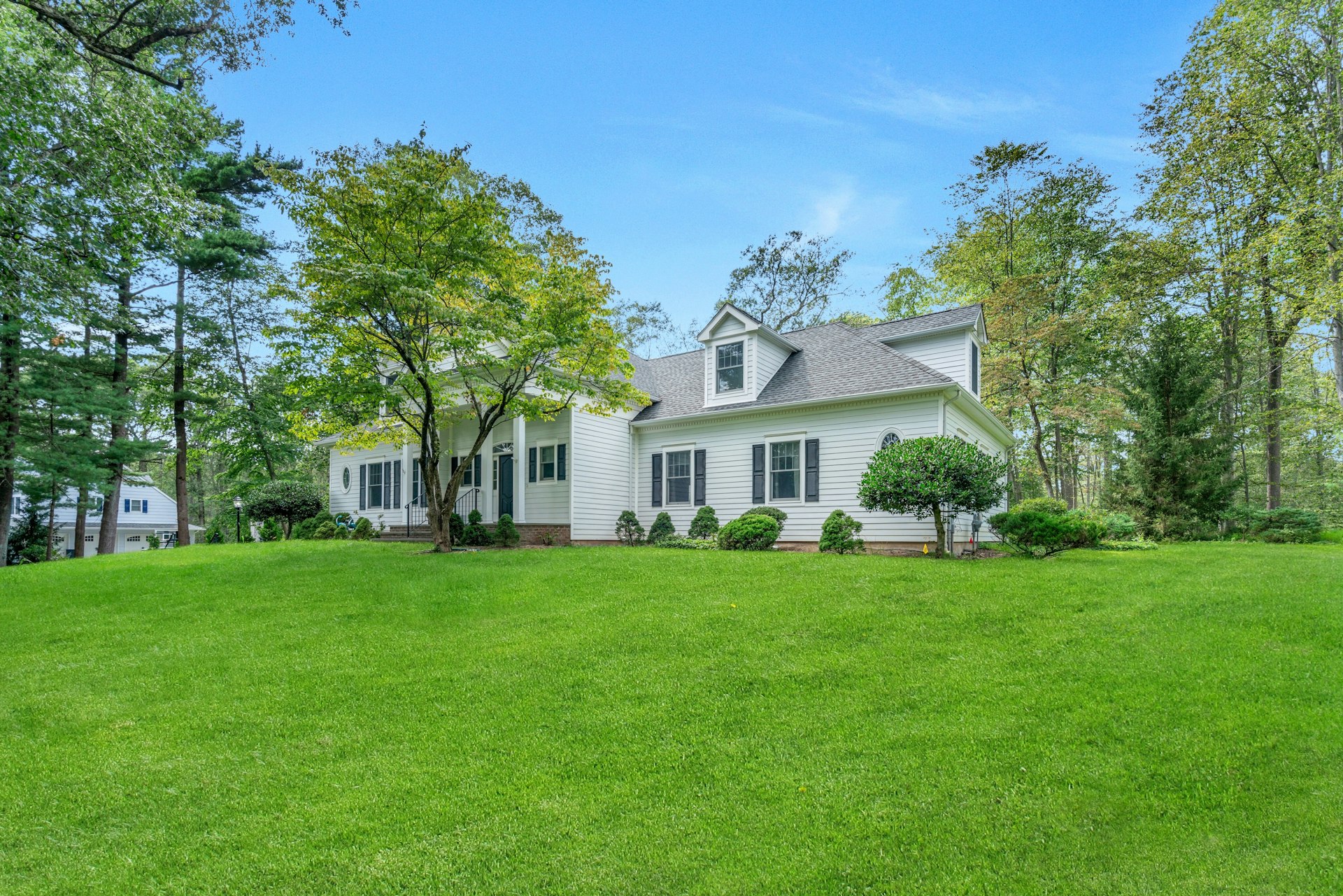 83 Chestnut Ridge Road