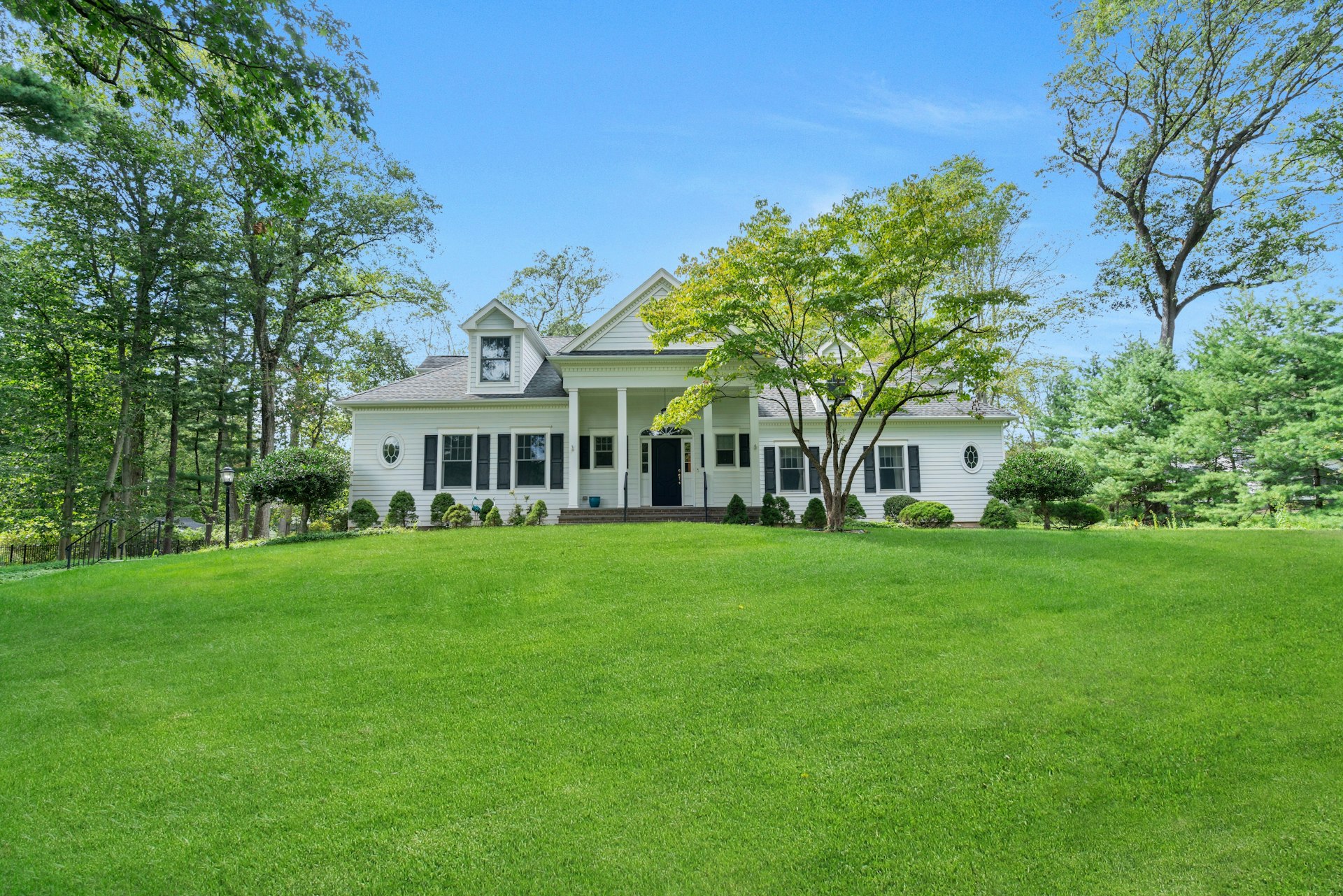 83 Chestnut Ridge Road