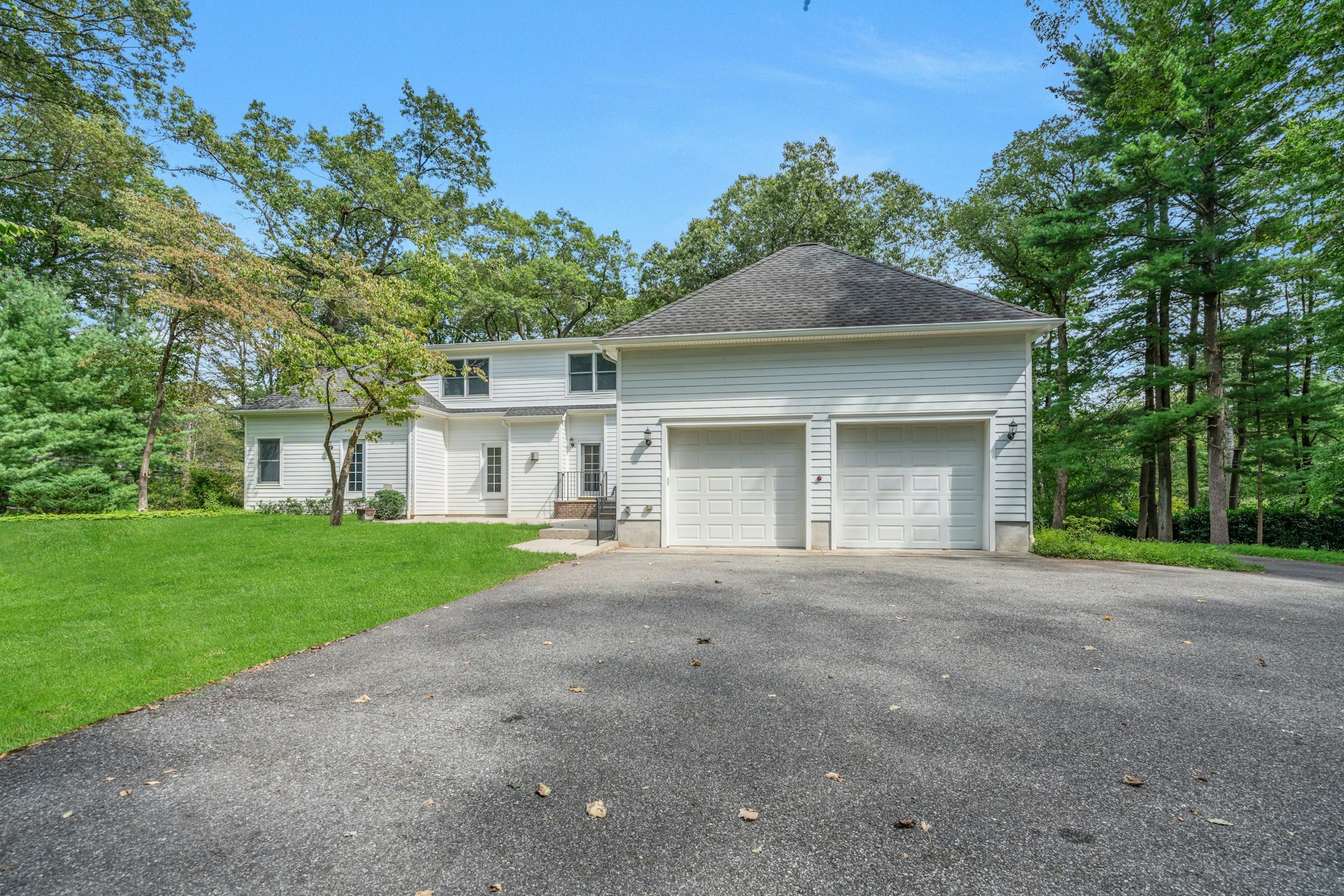 83 Chestnut Ridge Road