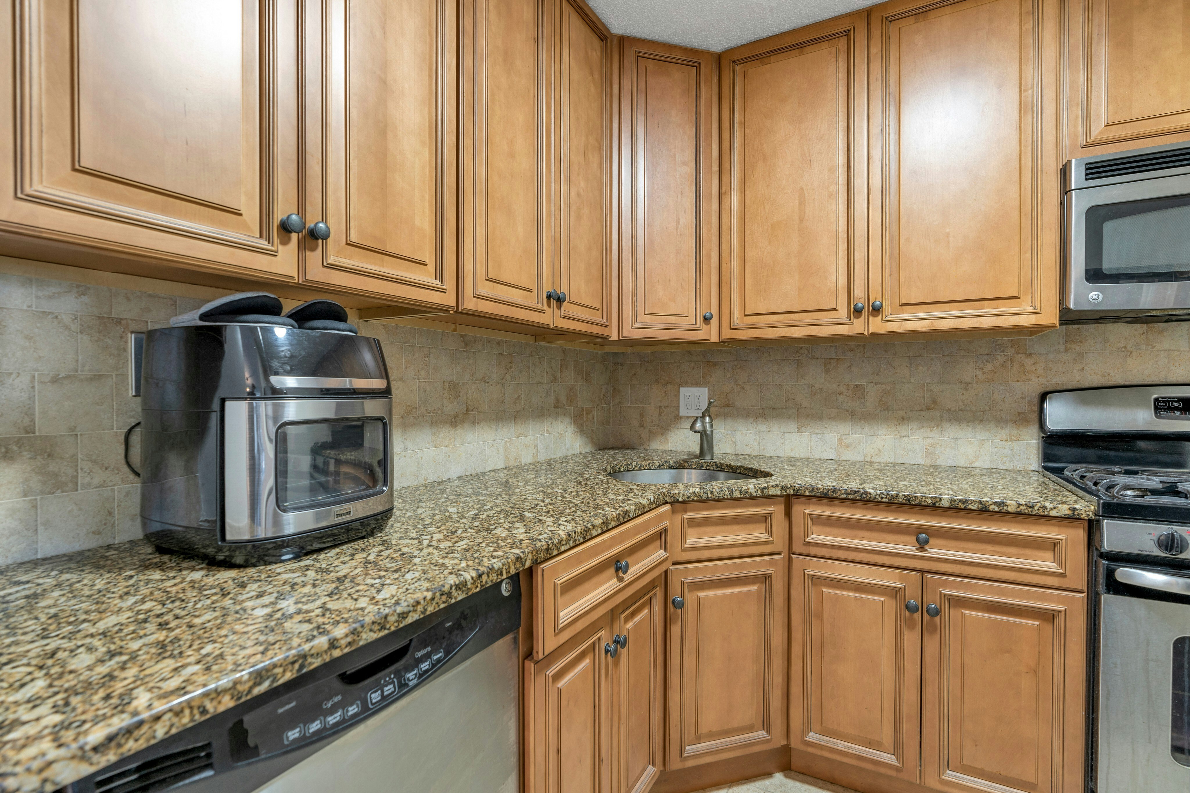 555 North Avenue #12A 