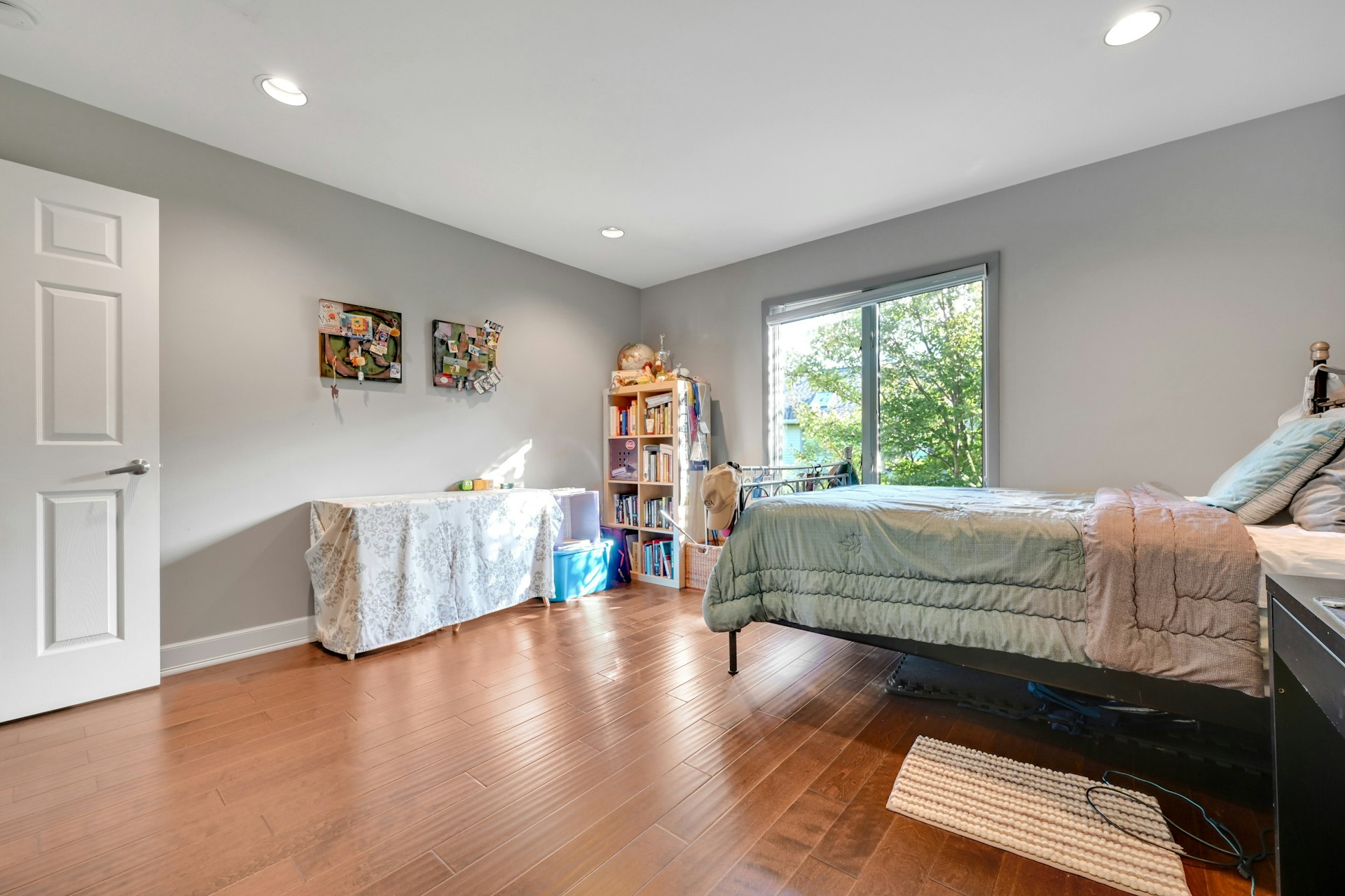 714 Holly Ct Unit# 714