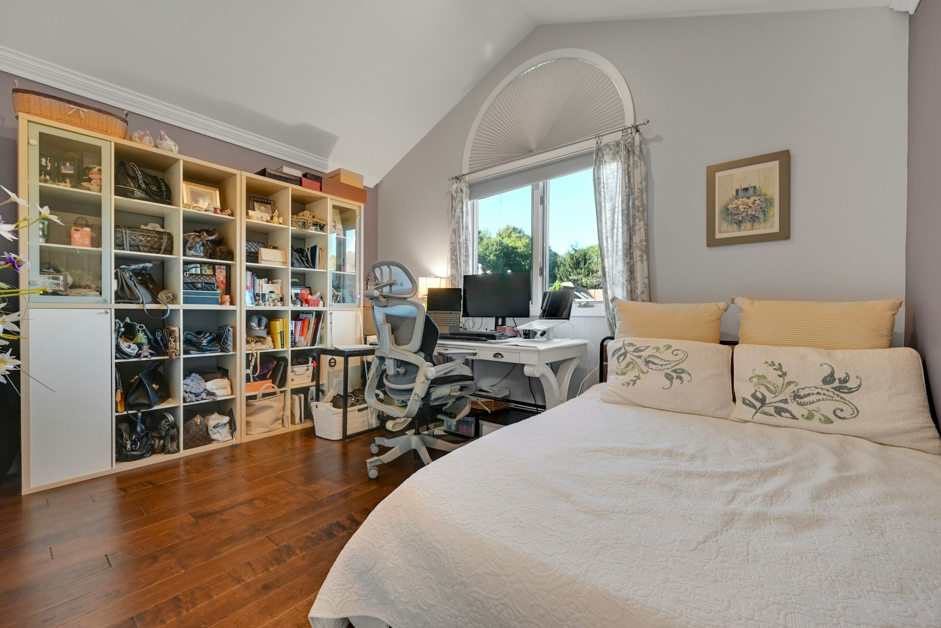 714 Holly Ct Unit# 714