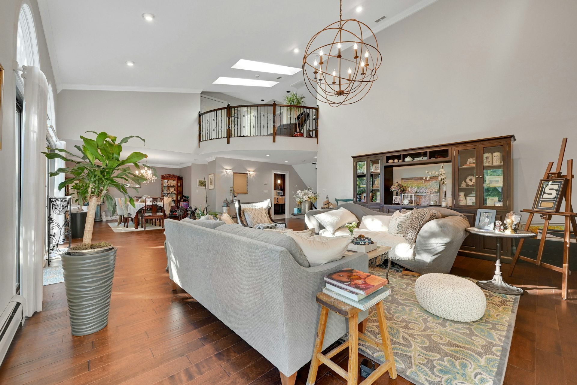 714 Holly Ct Unit# 714