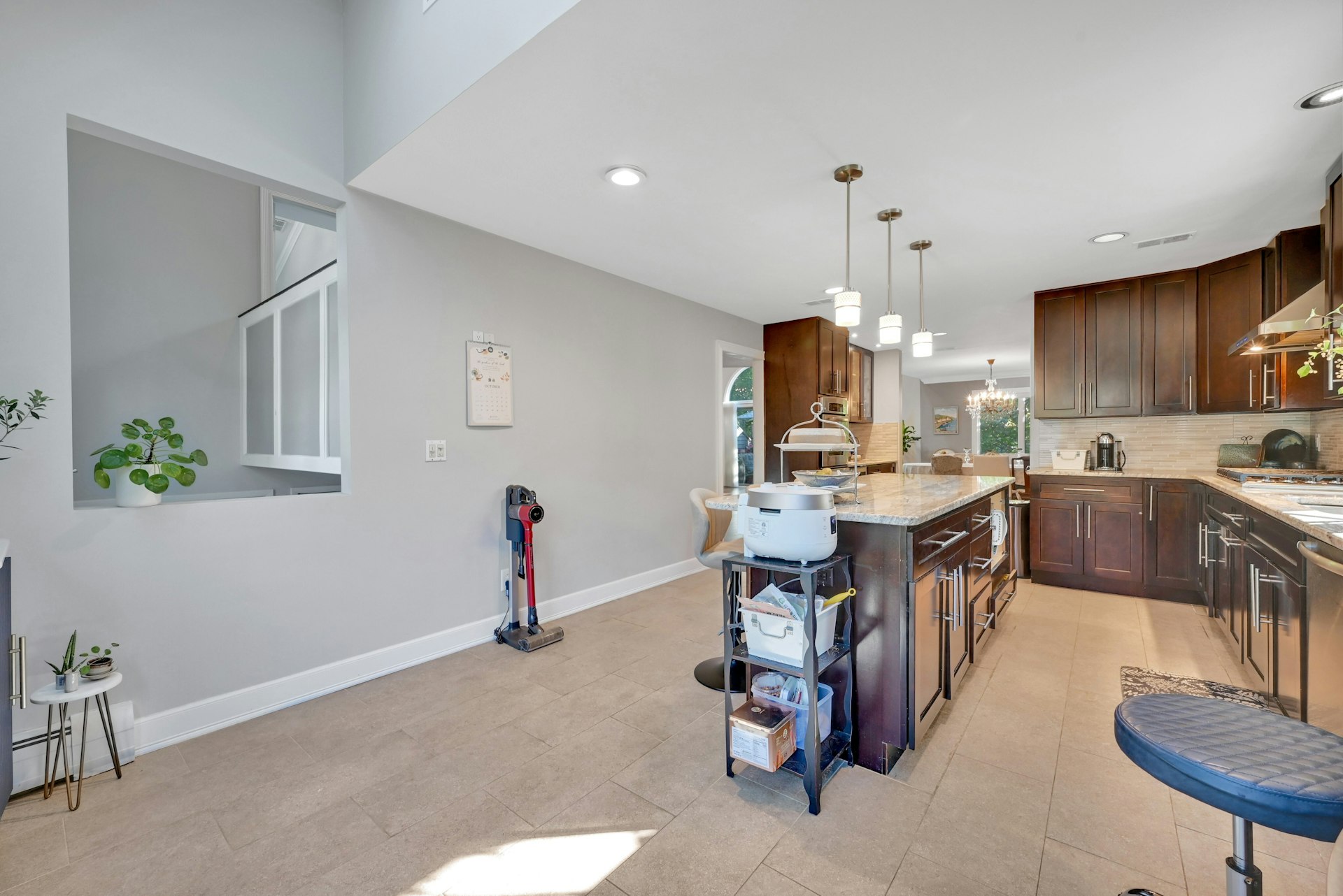 714 Holly Ct Unit# 714