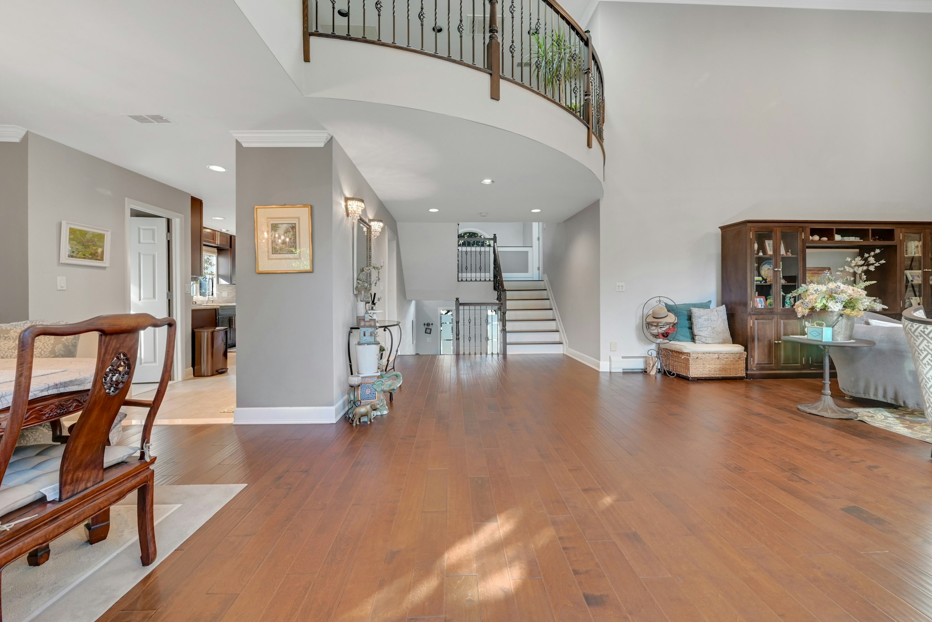 714 Holly Ct Unit# 714