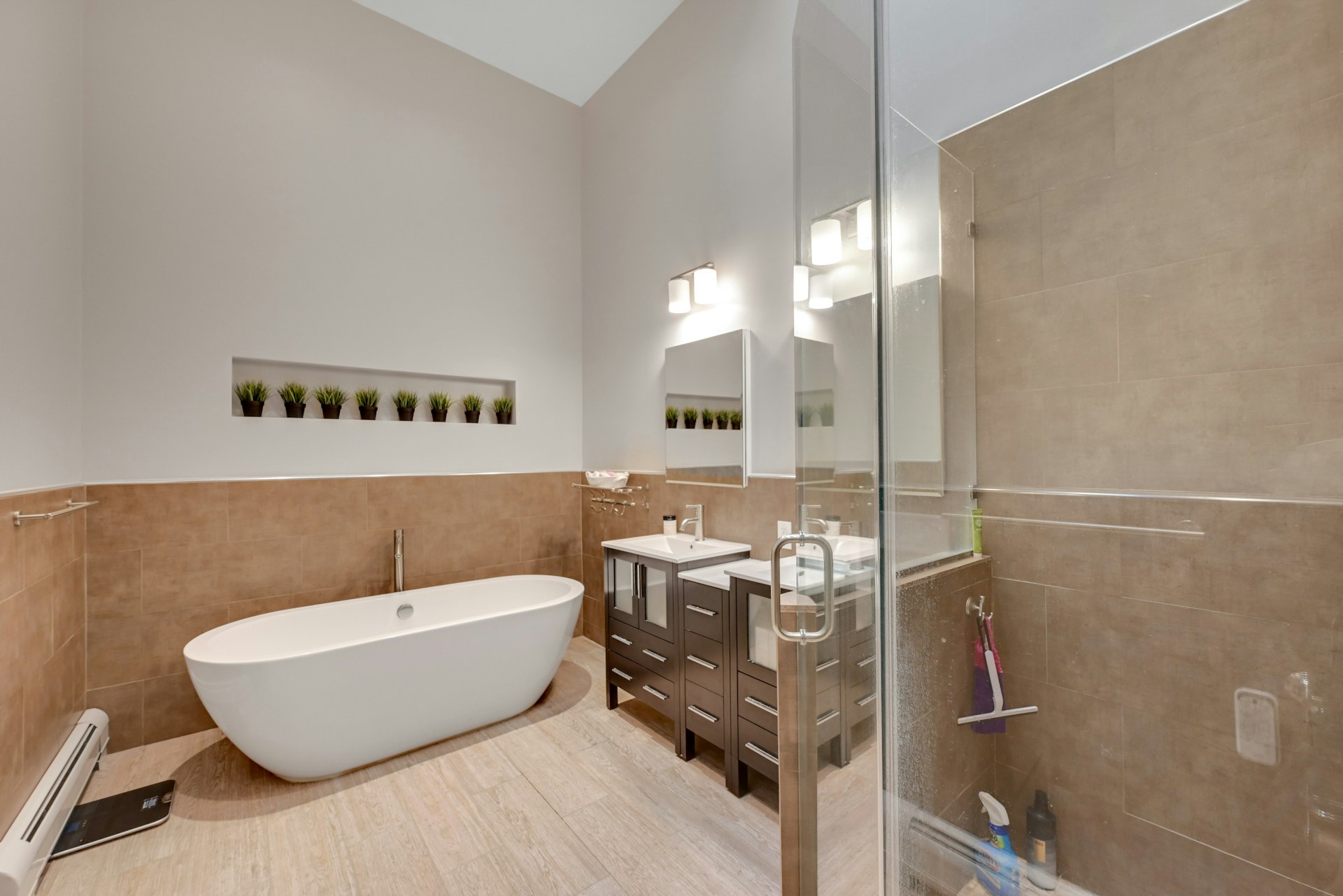 714 Holly Ct Unit# 714