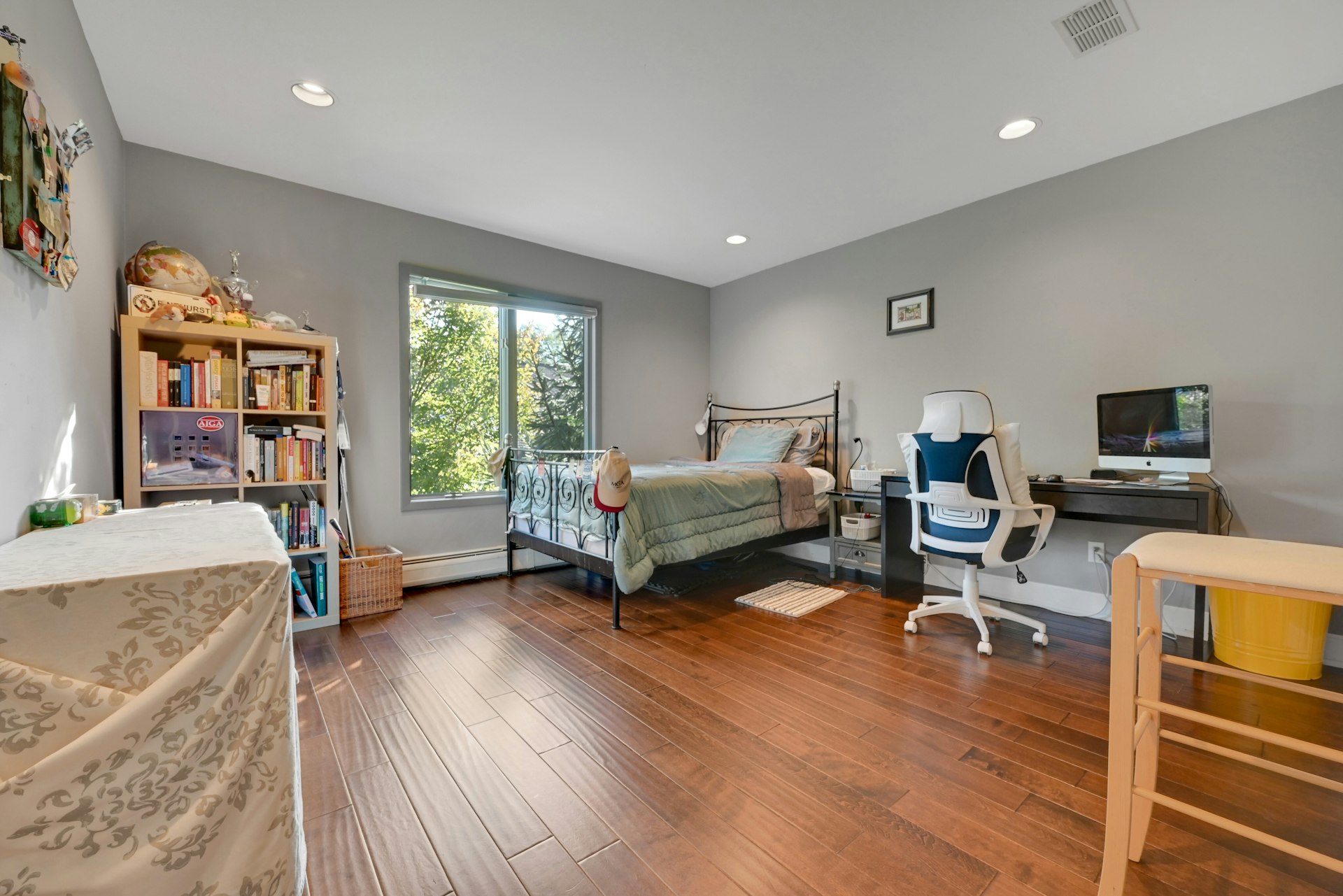 714 Holly Ct Unit# 714