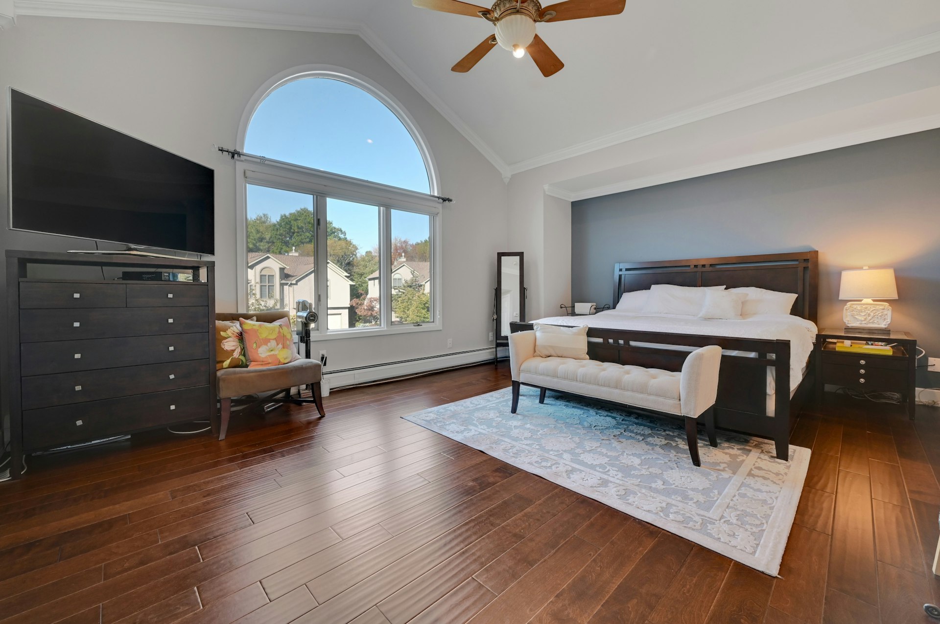 714 Holly Ct Unit# 714