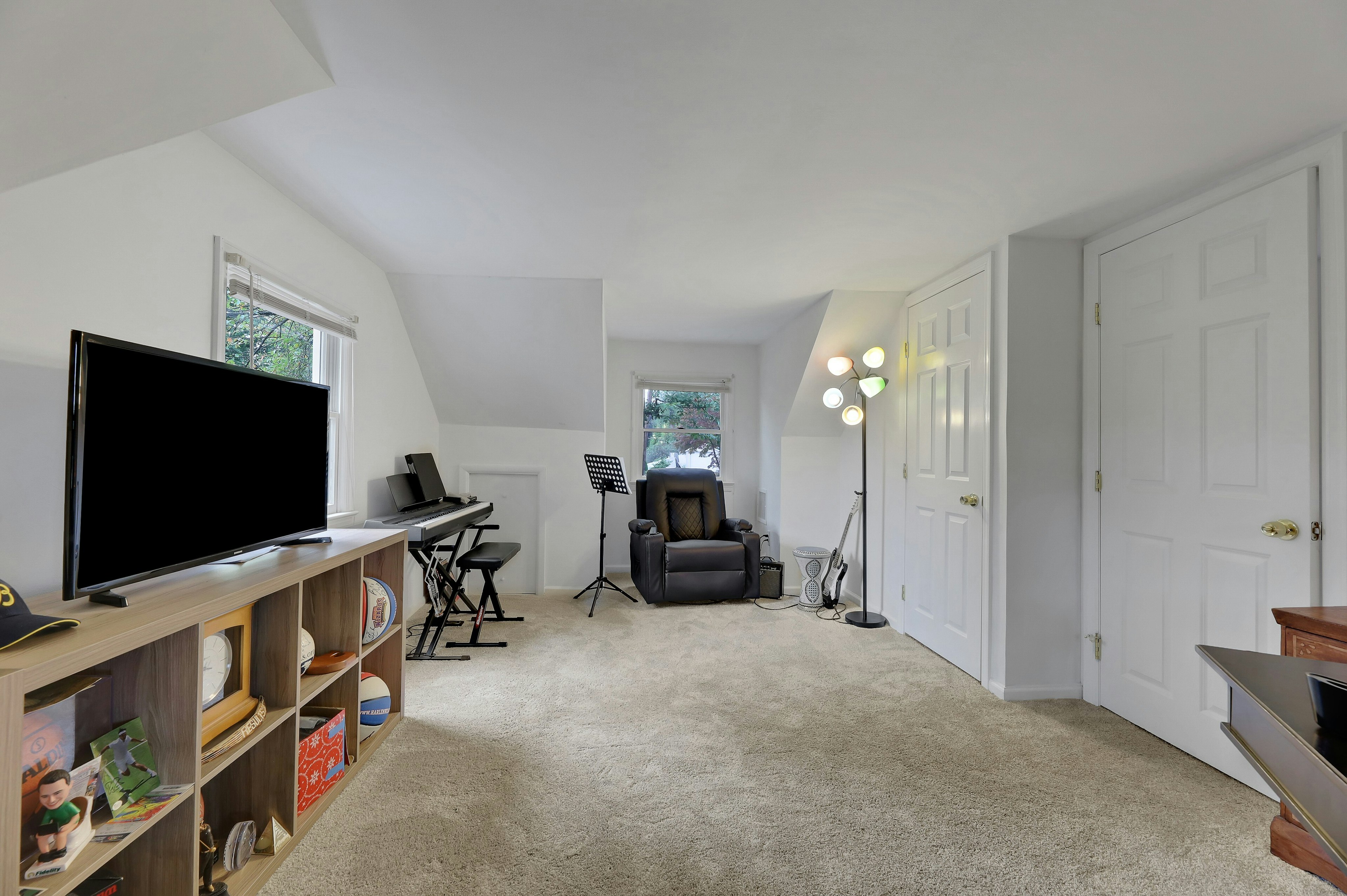 488 Baxter Avenue 