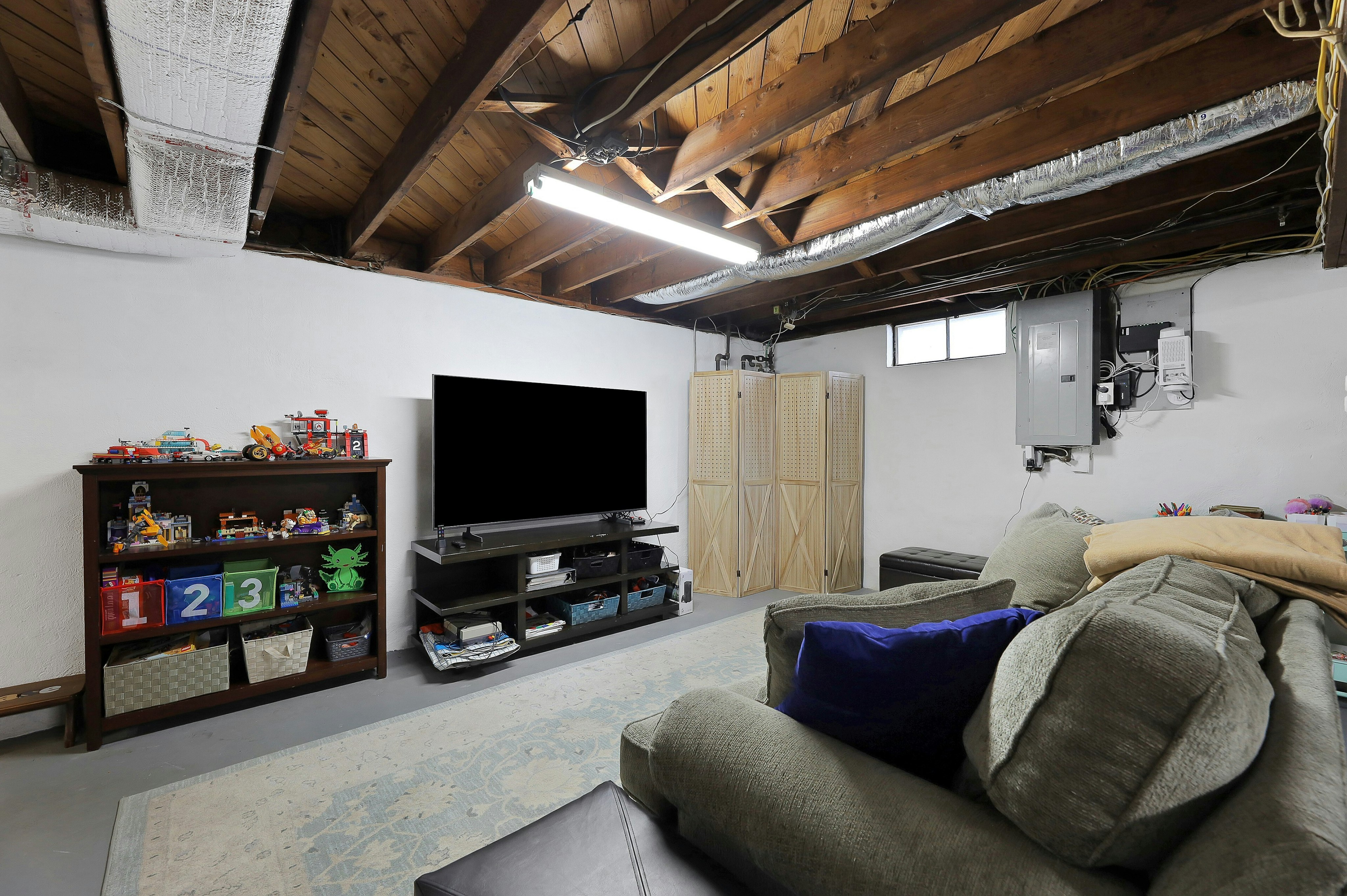 488 Baxter Avenue 