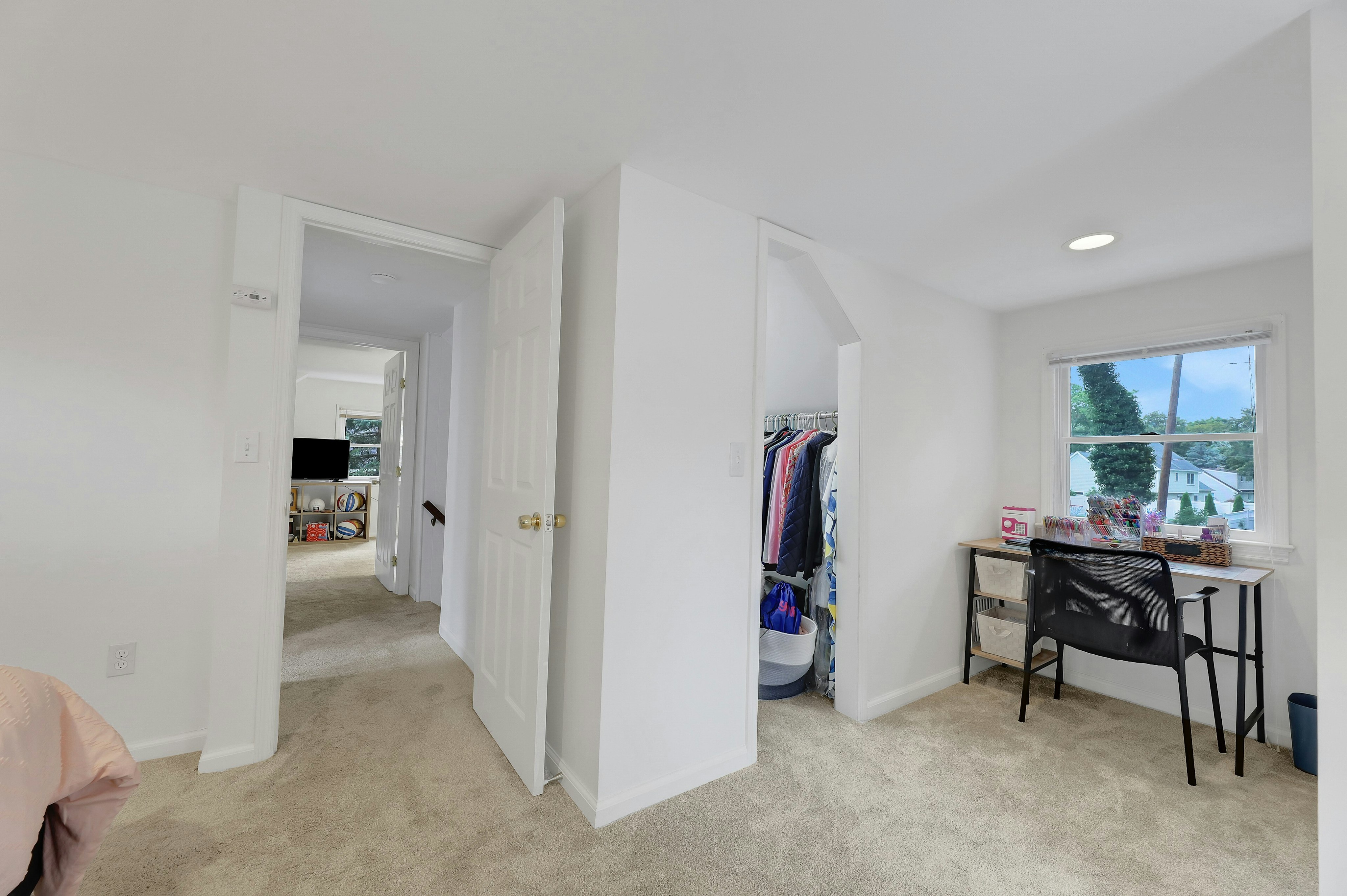 488 Baxter Avenue 