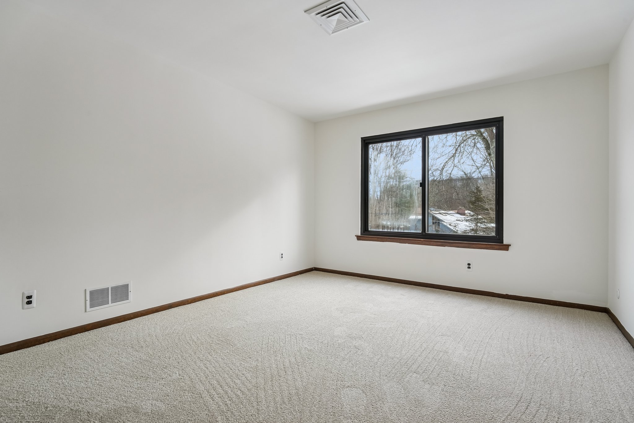 159 N Deer Trl 